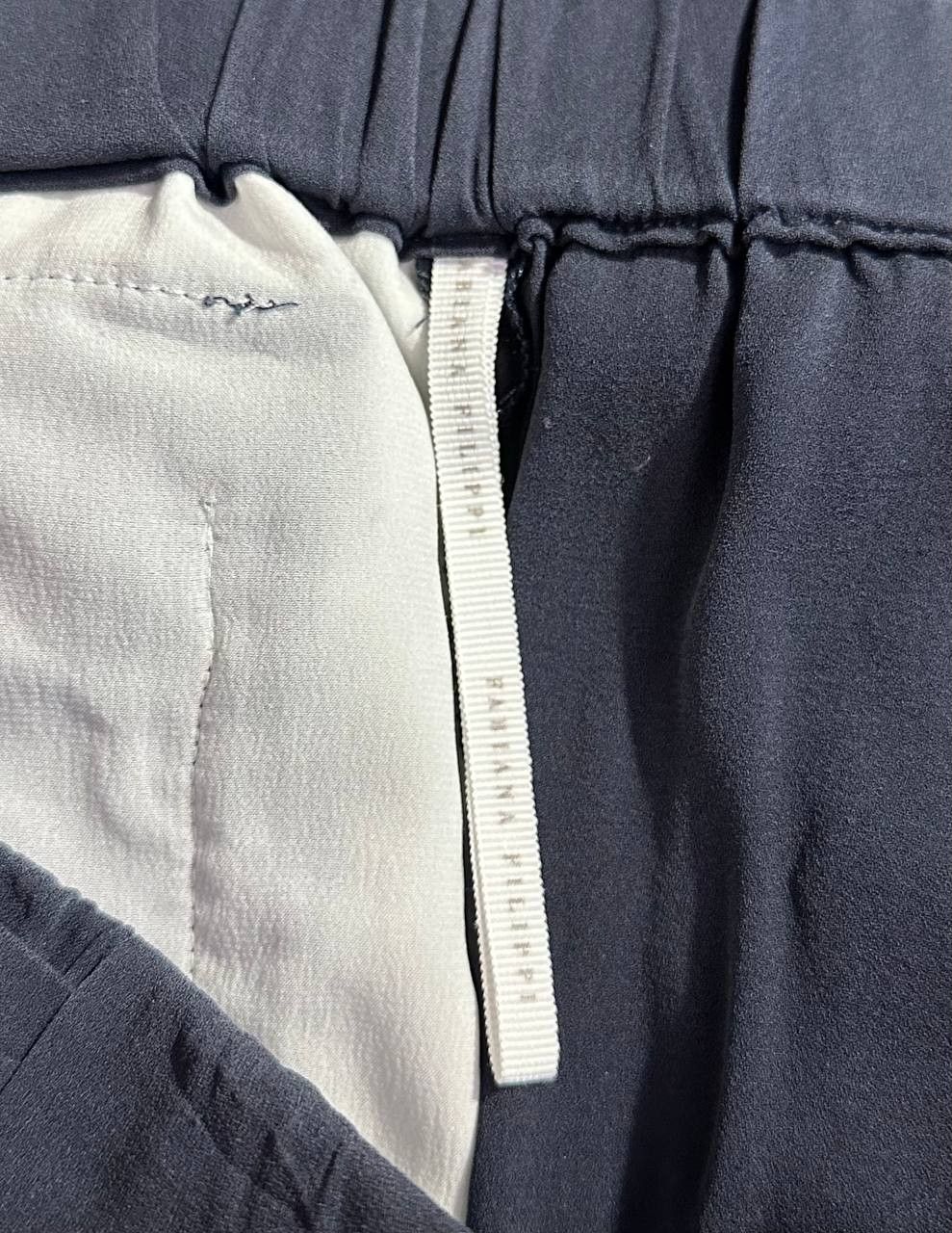 Fabiana Filippi Fabiana Filippi Silk straight Pants luxury Size 28" / US 6 / IT 42 - 5 Thumbnail