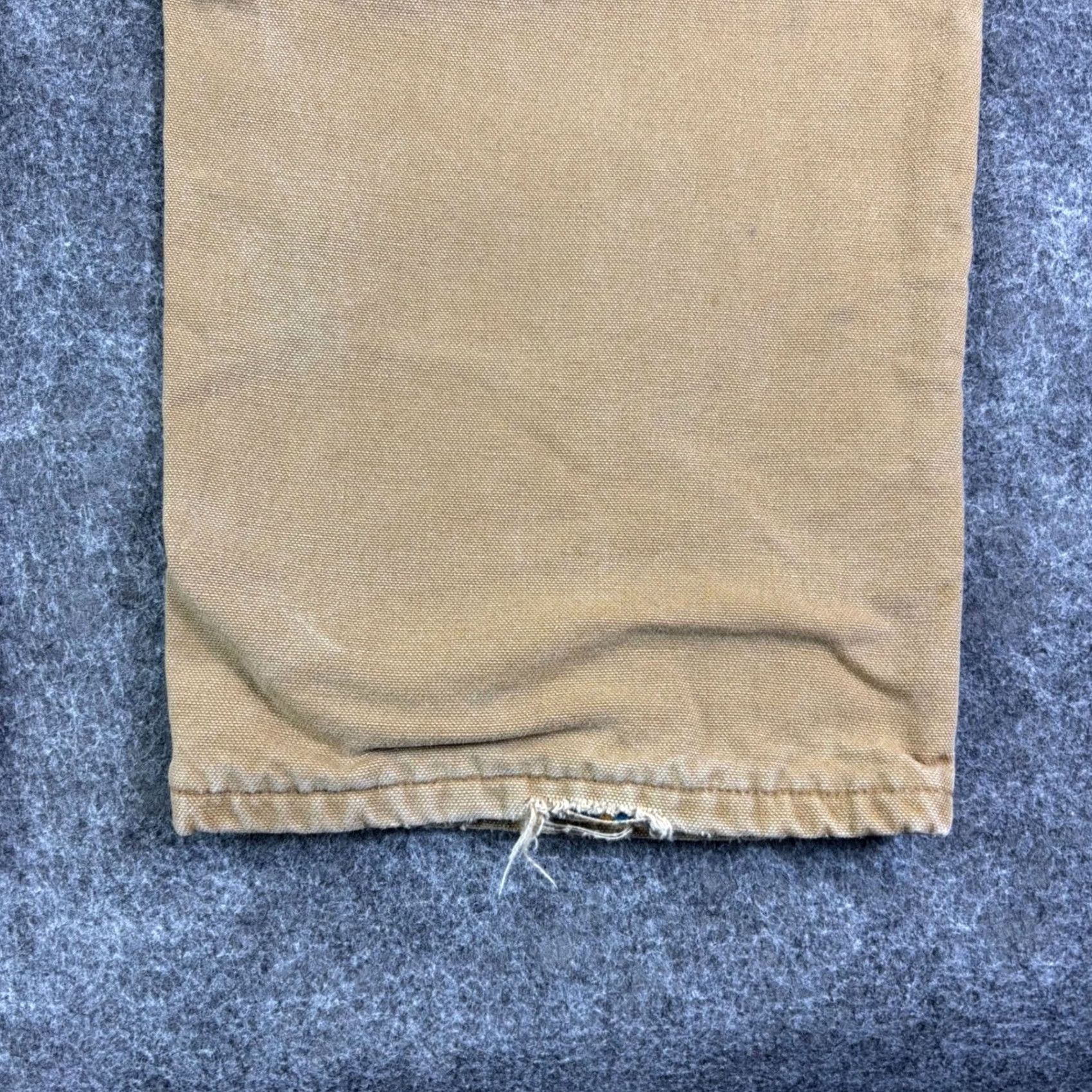 Carhartt VINTAGE Carhartt Pants Canvas Work Brown 38x30 Mens Dungaree Flannel Lined Duck BRN Distressing Heavyweight Size US 38 / EU 54 - 7 Thumbnail