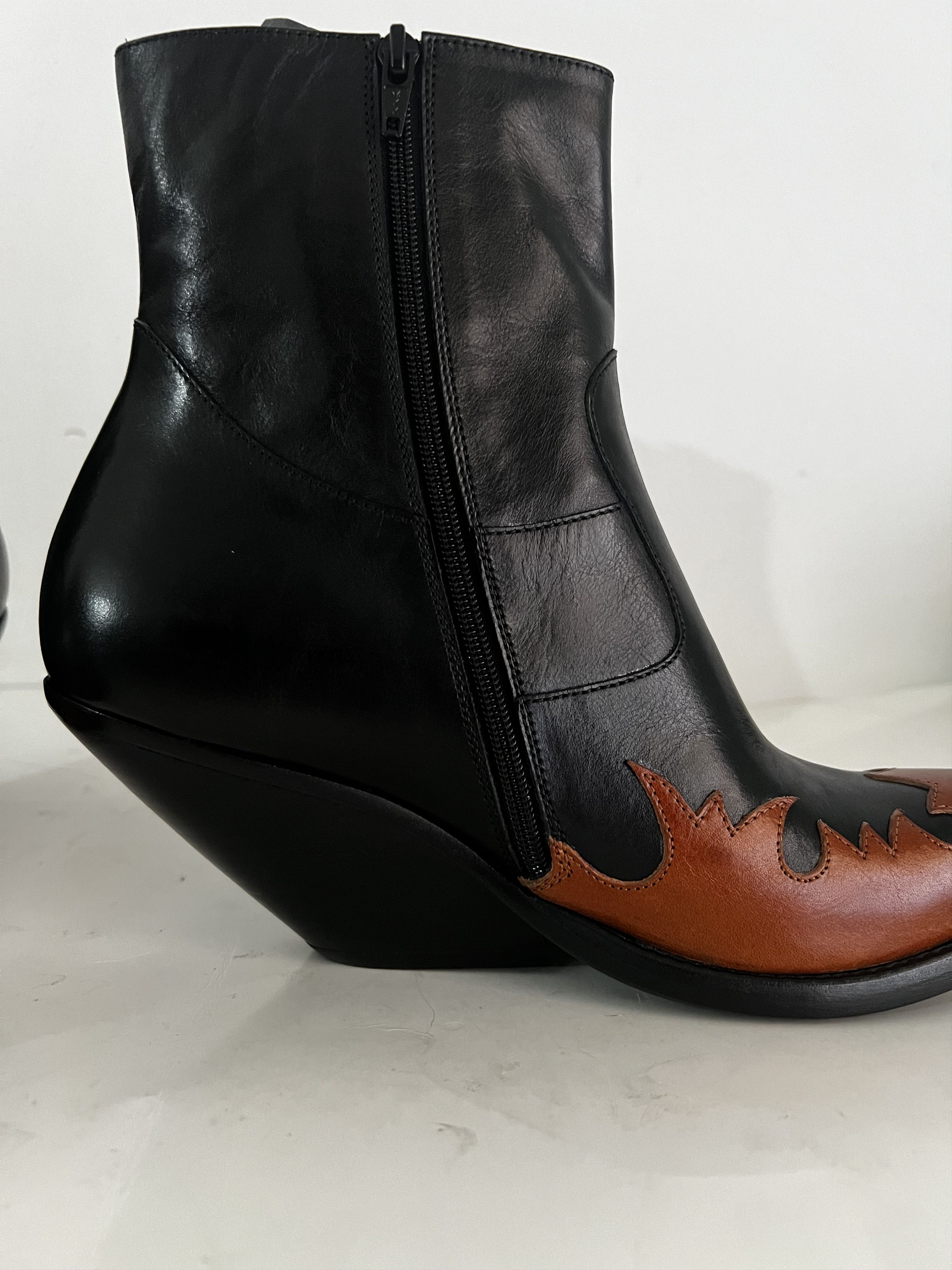 Vetements Vetements - Leather Ankle Cowgirl Boots Size US 8 / IT 38 - 12 Thumbnail
