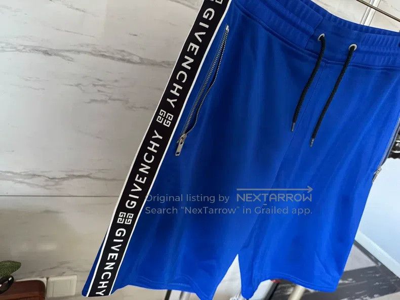 Givenchy Givenchy SizeL New Shorts (Size L, Pant Length 54) Size US 30 / EU 46 - 5 Thumbnail