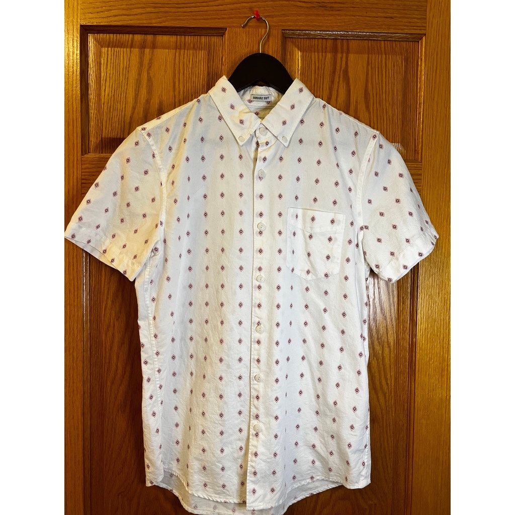 American Eagle Outfitters American Eagle Size S White Short Sleeve Button Down Size US S / EU 44-46 / 1 - 1 Thumbnail