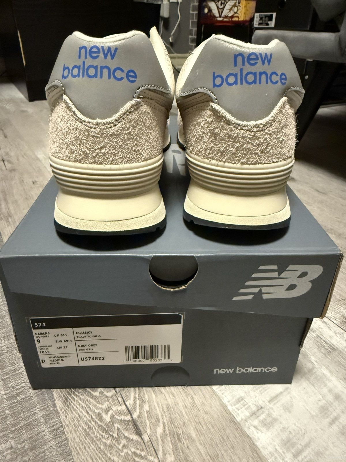 New Balance New Balance 574 “Light Gray” – Size 9 – Classic Suede & Mesh Size US 9 / EU 42 - 5 Thumbnail