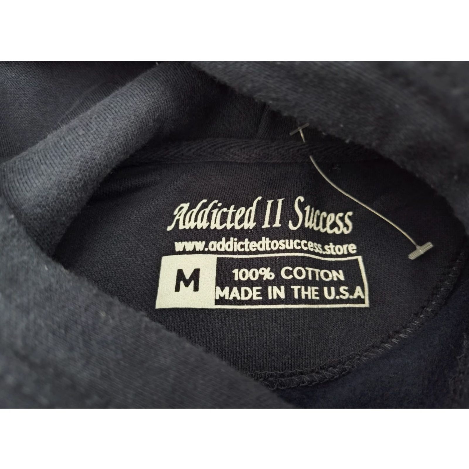 Vintage VINTAGE Addicted II Success Mens Hoodie Fleece Pullover 100% Cotton USA Made Navy Blue Graphic Print Casual Activewear M Size US M / EU 48-50 / 2 - 7 Thumbnail