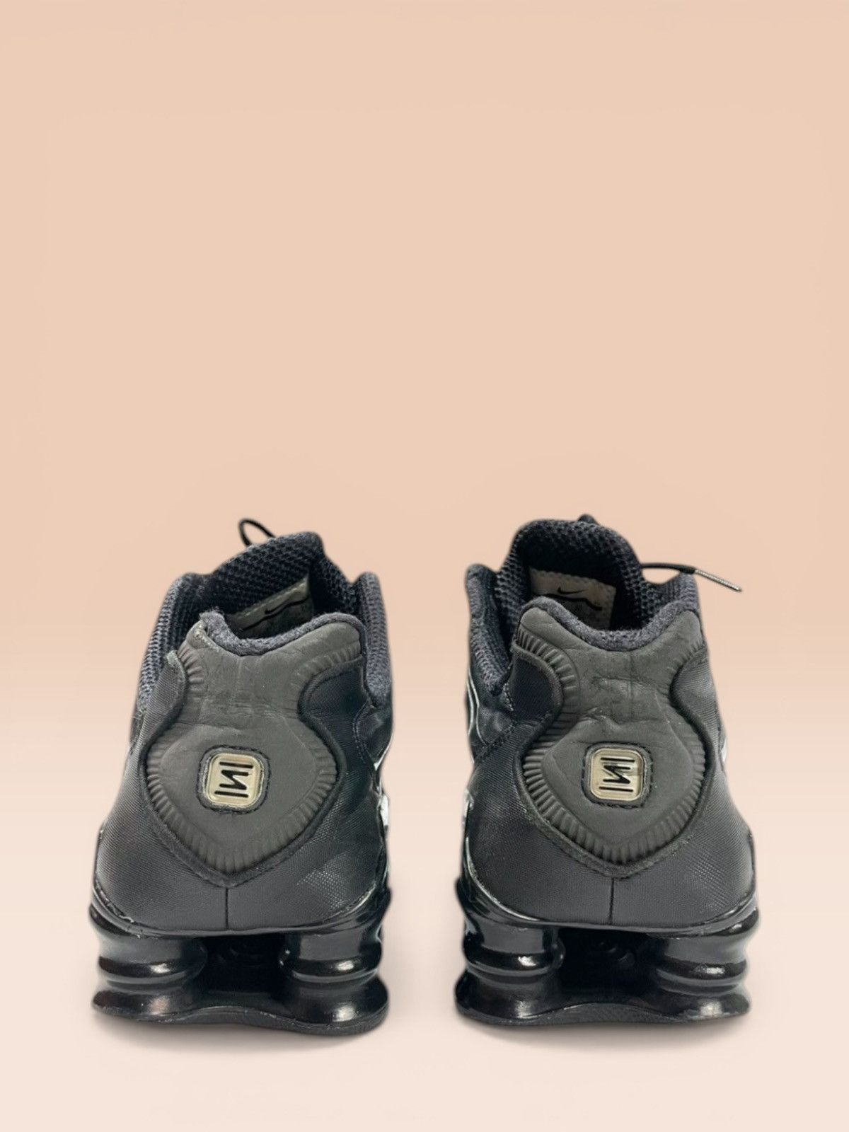 Nike Nike SHOX TL Triple Black Size US 7 / EU 40 - 4 Thumbnail