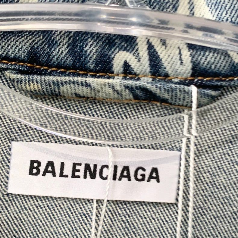 Balenciaga Balenciaga size 34 Denim Jacket Size US S / EU 44-46 / 1 - 4 Thumbnail