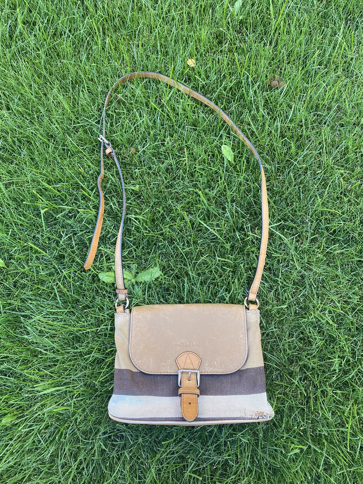 Burberry Prorsum × Vintage burberry crossbody bag brown leather Size ONE SIZE - 1 Thumbnail