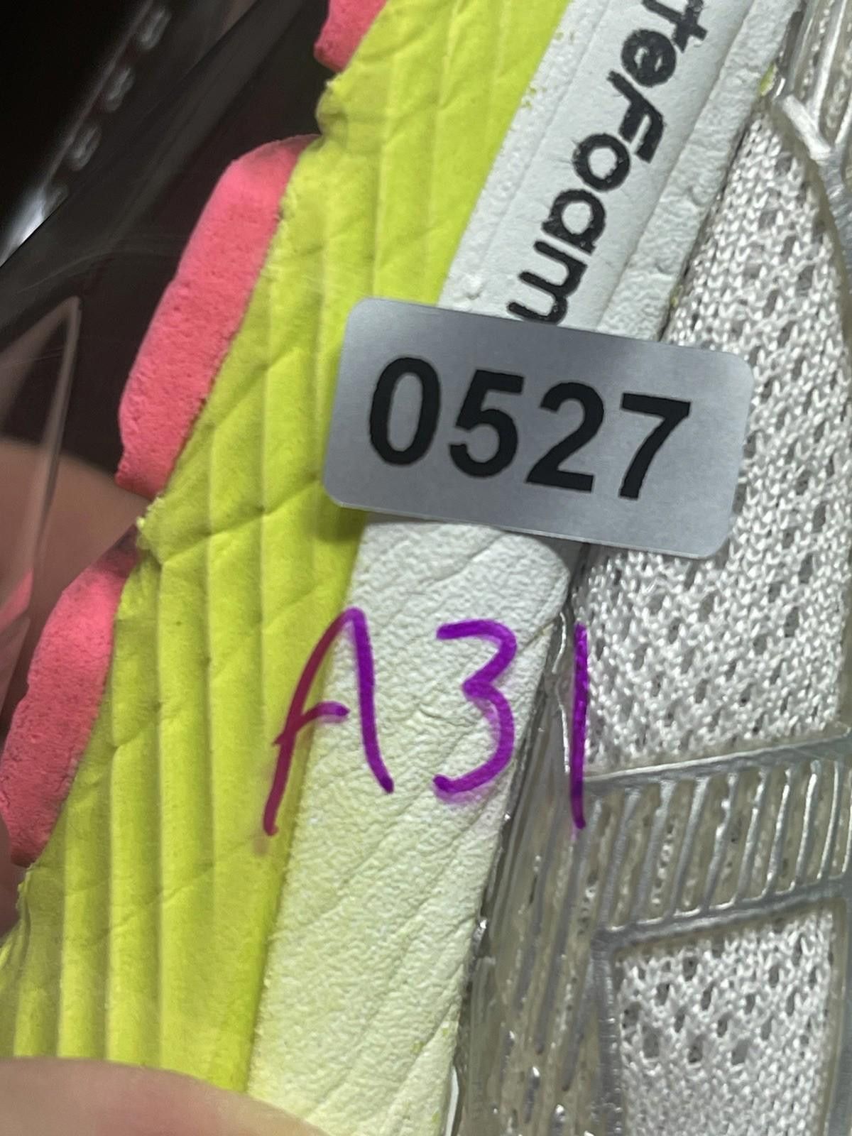 Asics Asics Gel Cumulus 22 Lite Show Sneakers Womens Size 8.5 Size US 8.5 / IT 38.5 - 11 Thumbnail