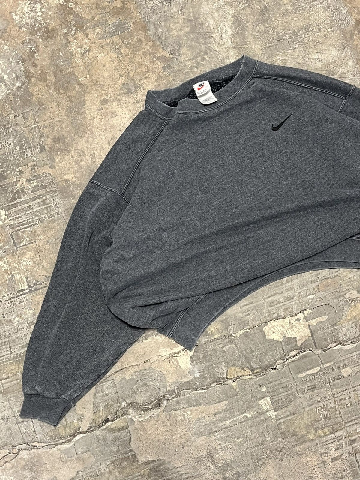 Rare vintage 90s charcoal gray Nike crewneck