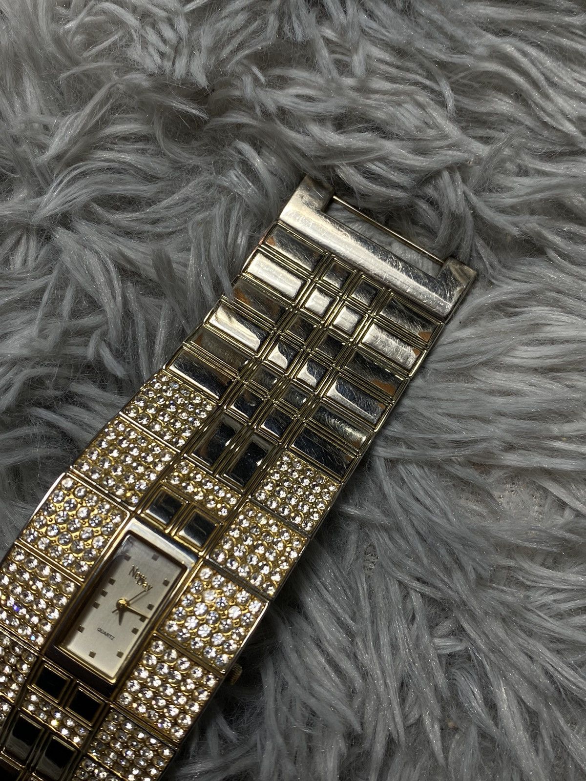 Japanese Brand Gold Crystal Bracelet Watch - Japanese Brand Size ONE SIZE - 10 Thumbnail