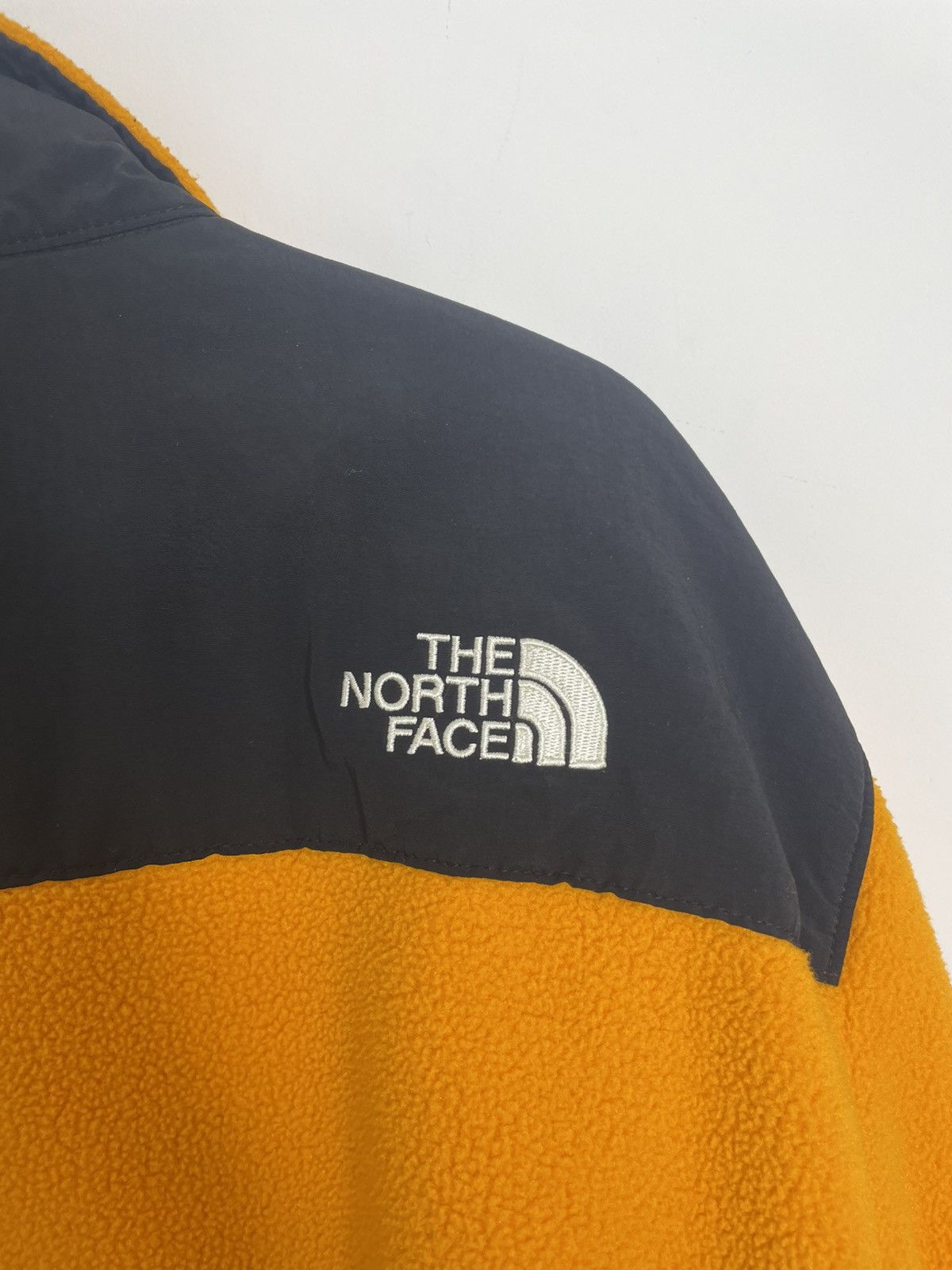 The North Face The North Face Denali Polartec Jacket Yellow Black Large Size US L / EU 52-54 / 3 - 5 Thumbnail