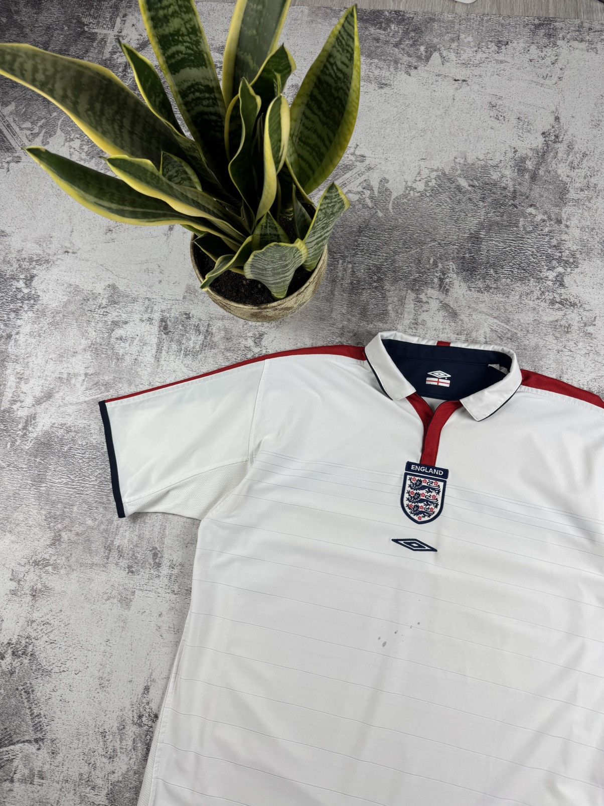 Umbro 00S England 2 in 1 2003/2004/2005 Football Jersey Shirt Tee Size US XL / EU 56 / 4 - 14 Thumbnail