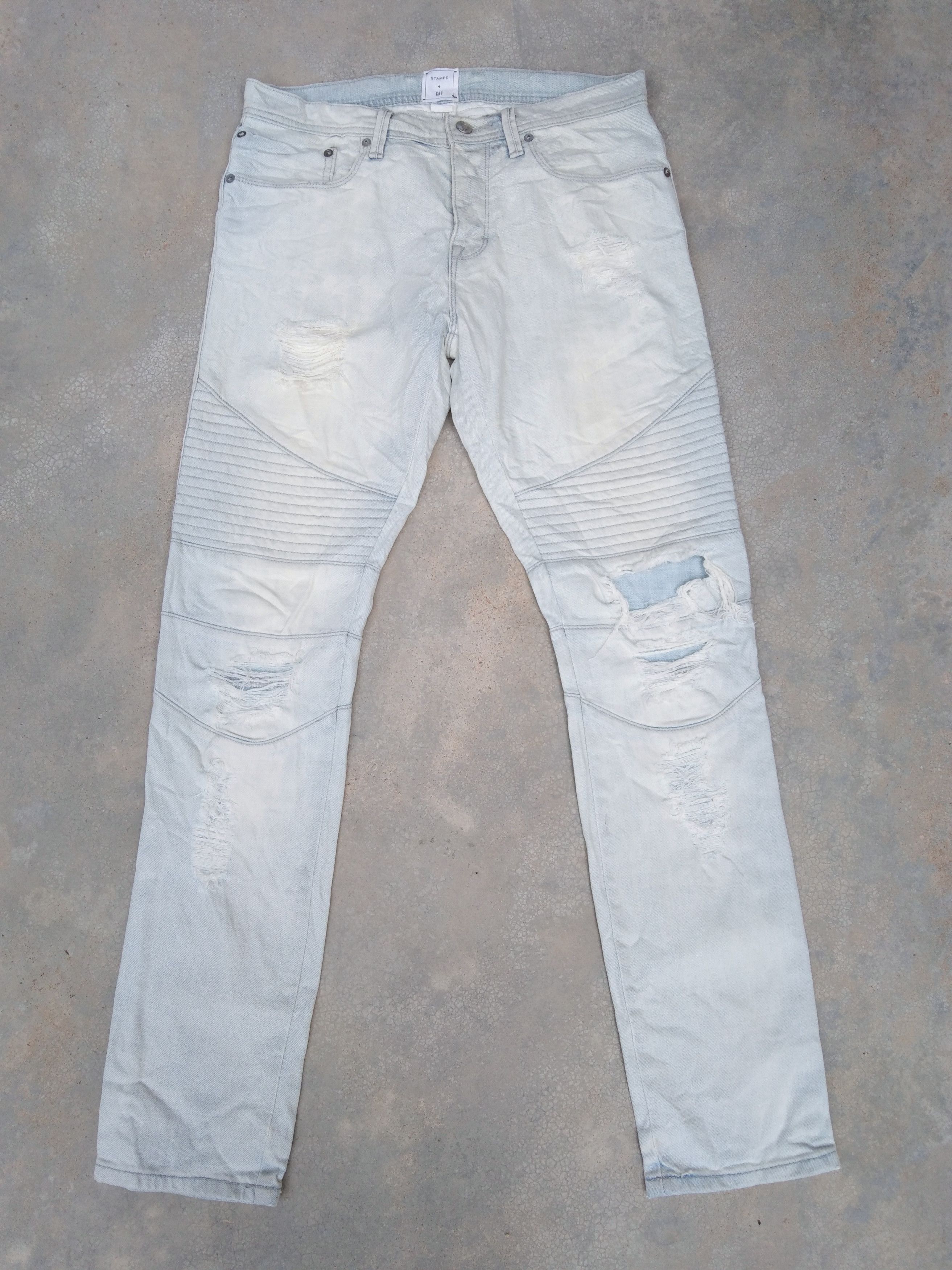 Gap × Stampd Stampd + Gap Moto Jeans Balmain Style Distressed 30x31 Size US 30 / EU 46 - 1 Thumbnail