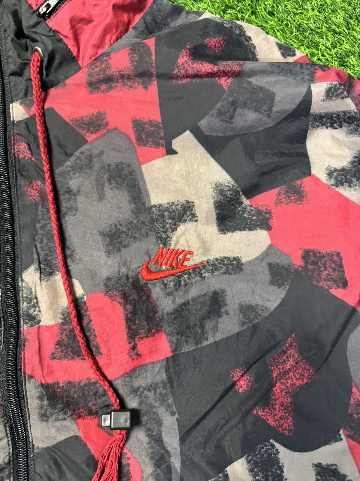 Nike × Vintage vintage NIKE big logo - windbreaker jacket Size US L / EU 52-54 / 3 - 7 Thumbnail