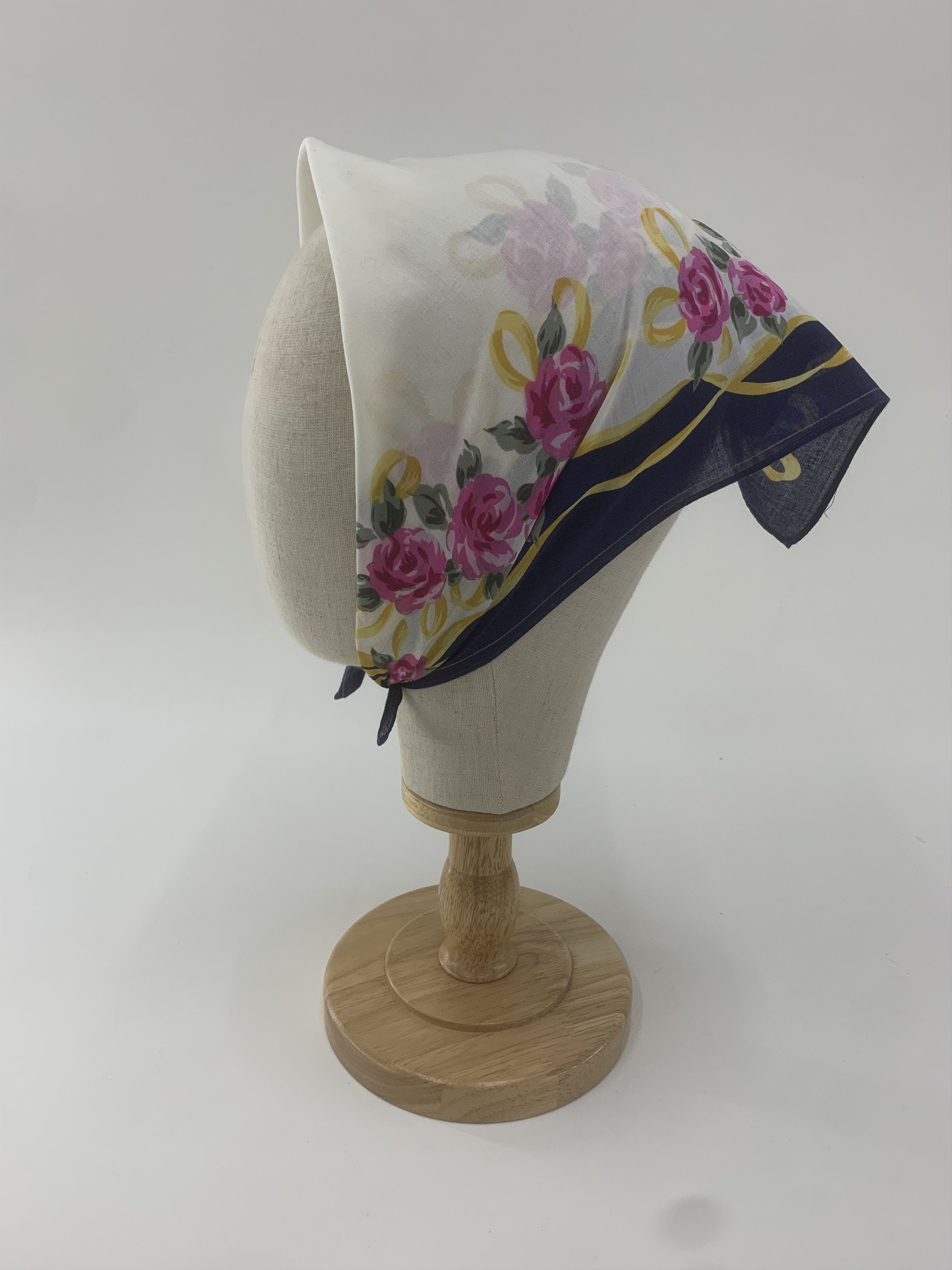 Pierre Balmain Pierre Balmain Handkerchief Bandana Neckerchief TB1024 Size ONE SIZE - 3 Thumbnail