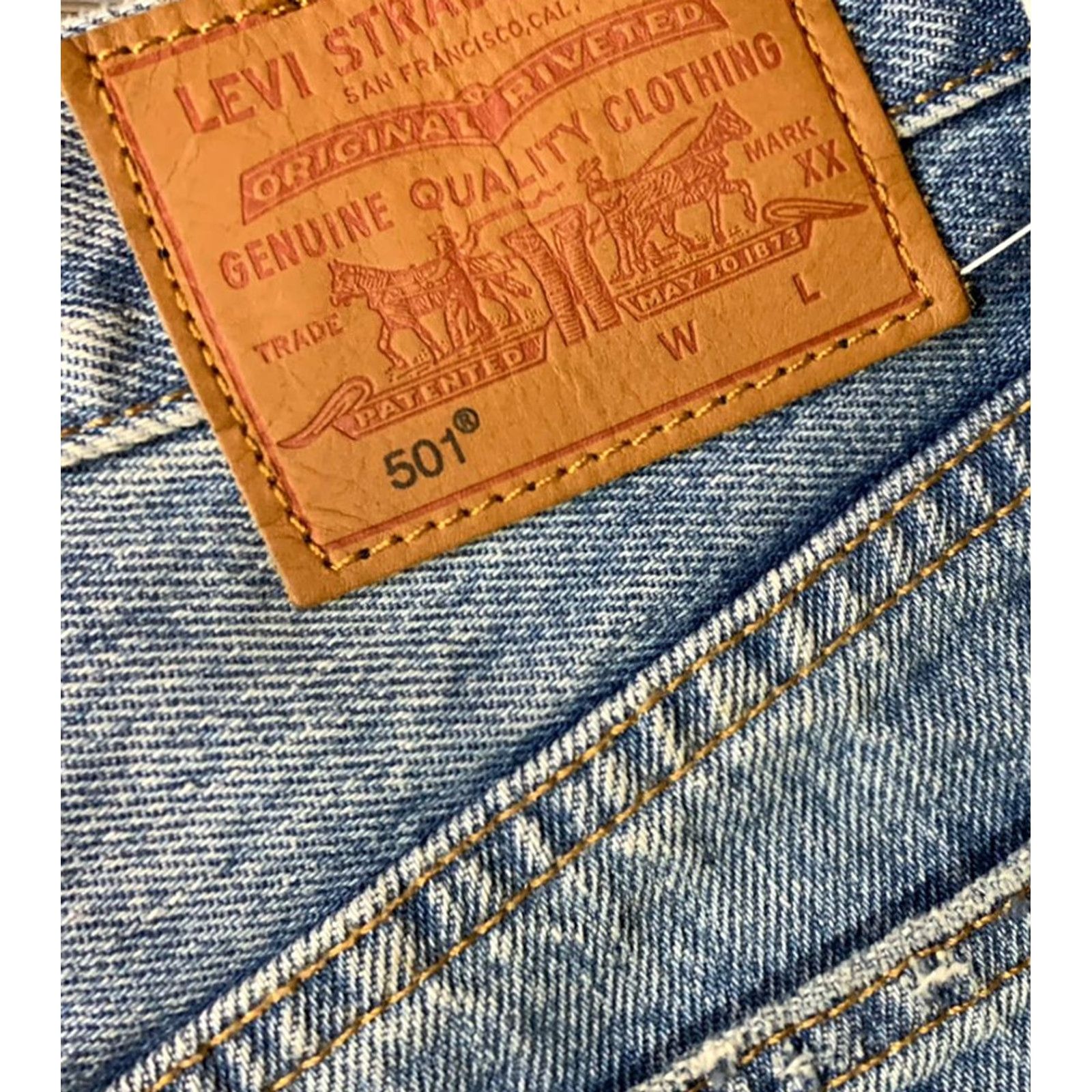 Levi's VINTAGE Levi's 501 Women's Denim Shorts Blue Size 26 Regular Cut-Off Size 26" / US 2 / IT 38 - 7 Thumbnail