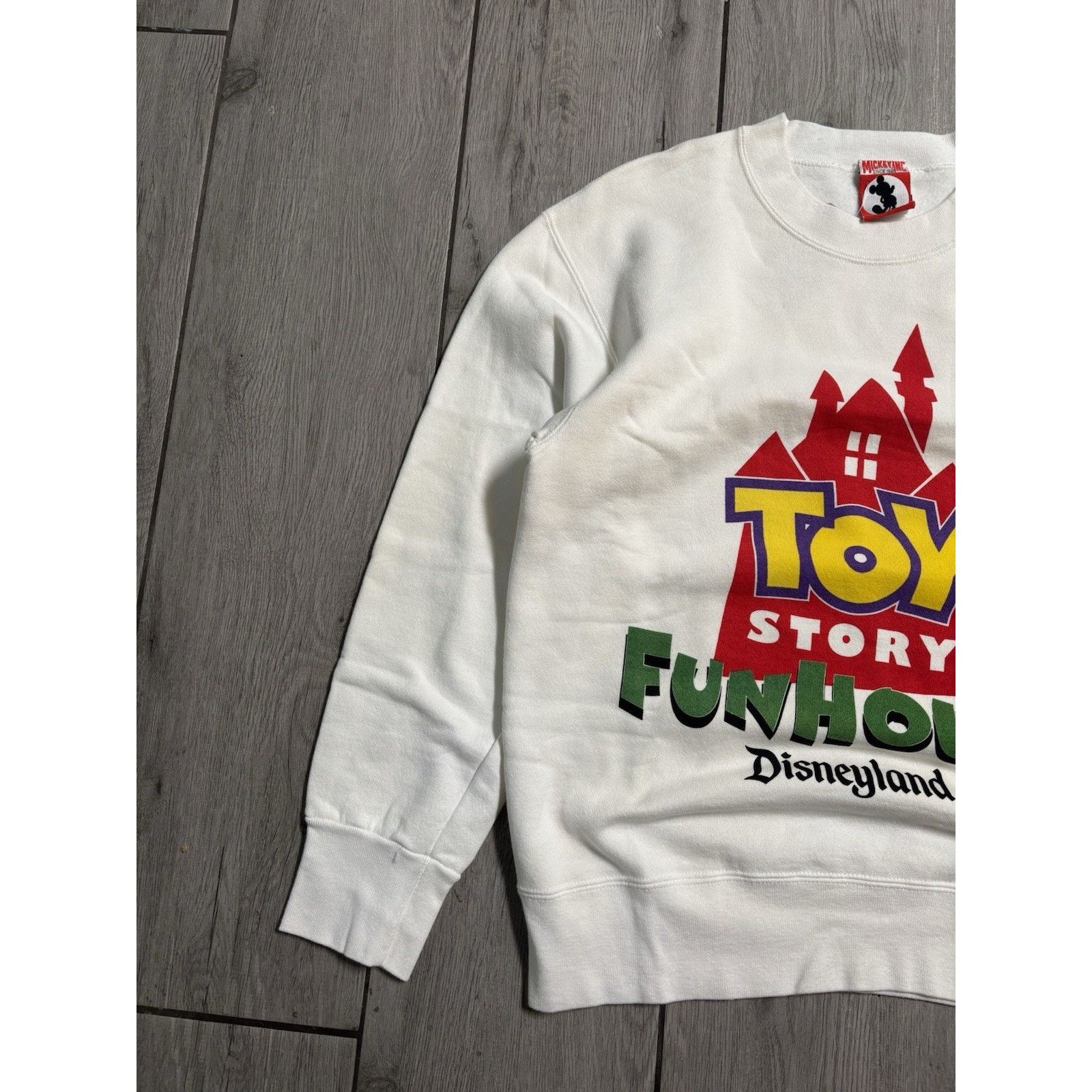 Vintage Vintage Toy Story Funhouse Crewneck Rare DLAND Attraction Size US S / EU 44-46 / 1 - 3 Thumbnail