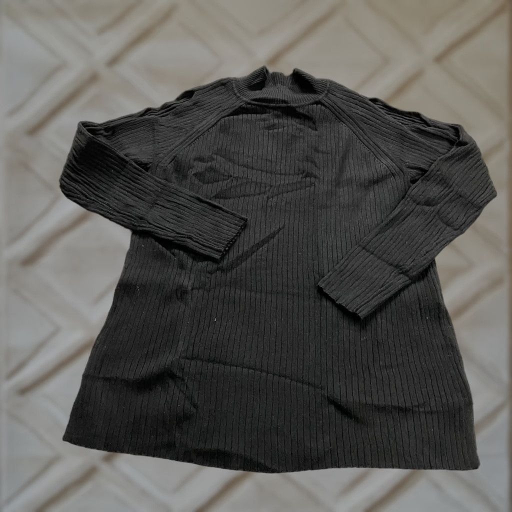 Vintage VINTAGE Chico's Sweater Womens Pullover Long Sleeve Mock Neck Cotton Rayon Black Casual 8 Size M / US 6-8 / IT 42-44 - 1 Thumbnail