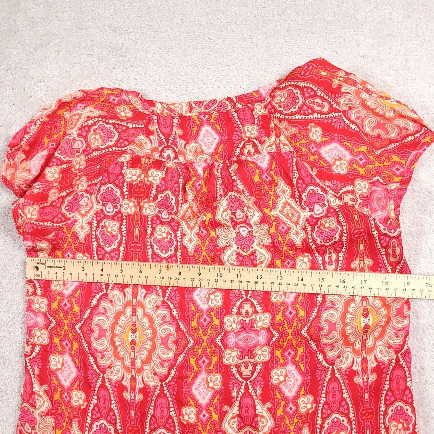 Liz Claiborne Liz Claiborne Shirt Women's Small Pink Polyester Short Sleeve V Neck Tie Front Blouse Size S / US 4 / IT 40 - 6 Thumbnail