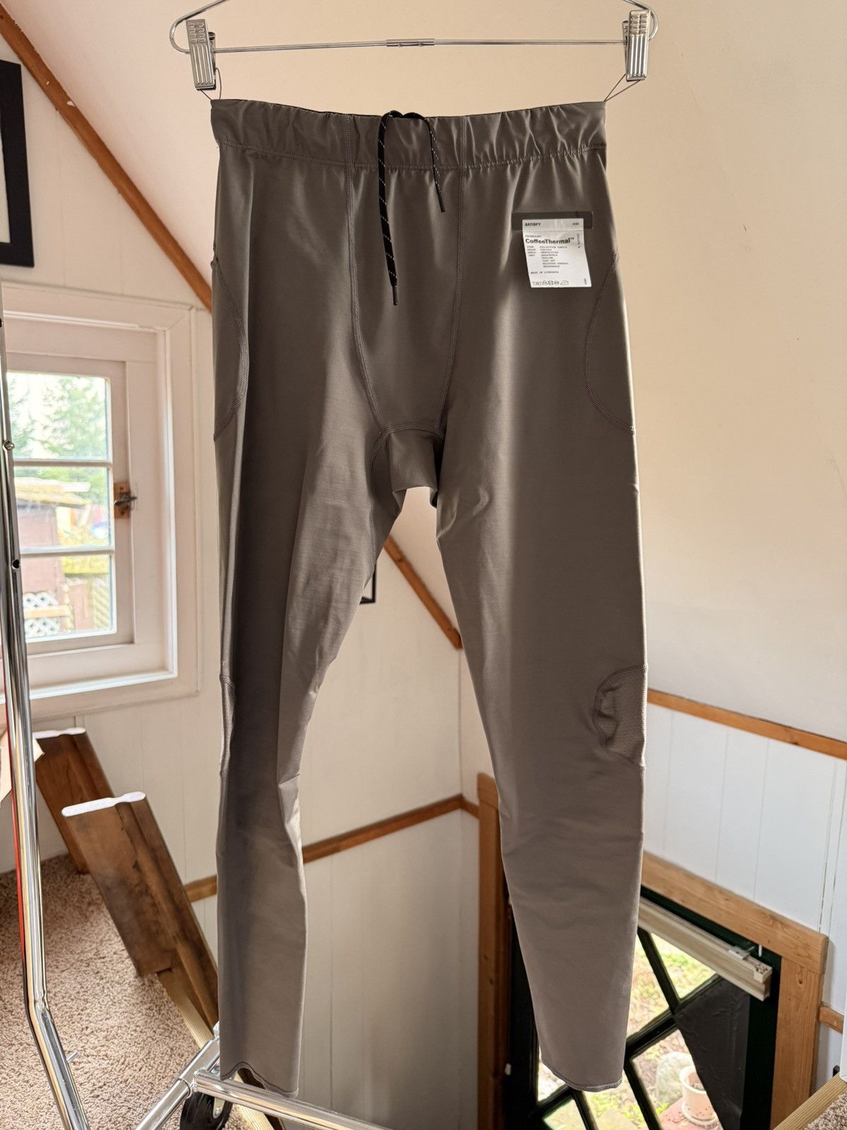 Satisfy CoffeeThermal Cargo Tights size Medium