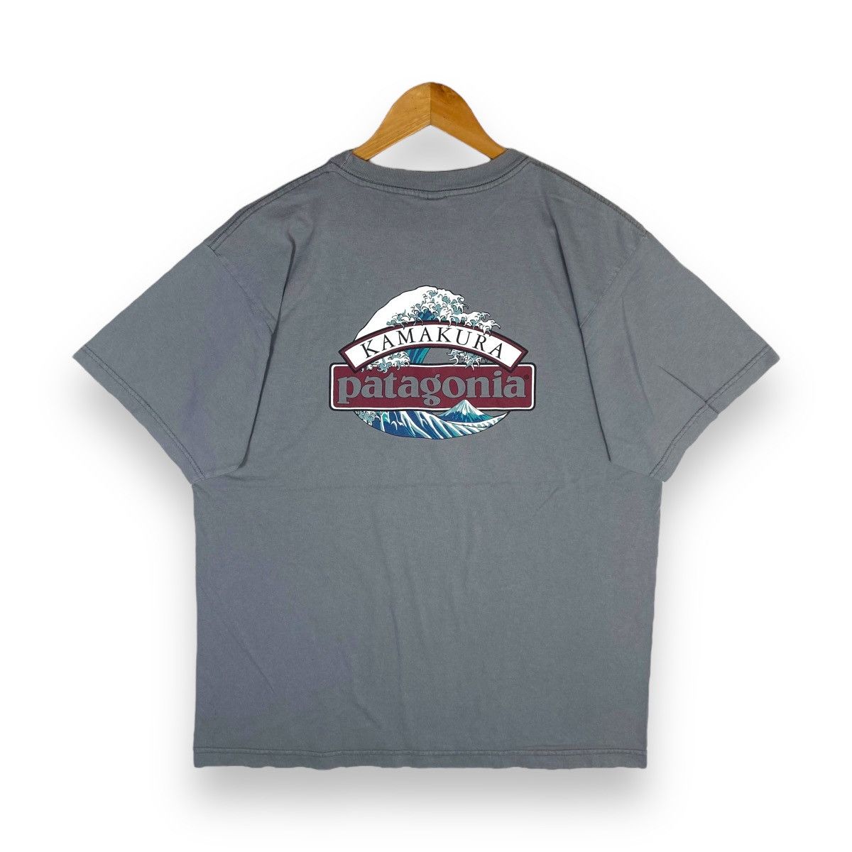 image of 90's Patagonia Hokusai Wave Art Tee in Charcoal, Men's (Size Medium)