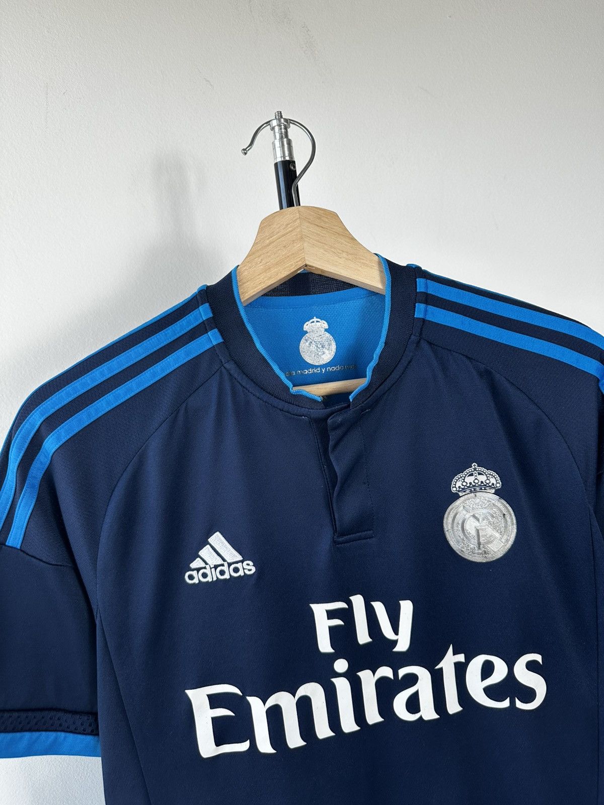 Adidas Real Madrid 2015-16 Away Jersey - Adidas Climacool - Size M Size US M / EU 48-50 / 2 - 4 Thumbnail