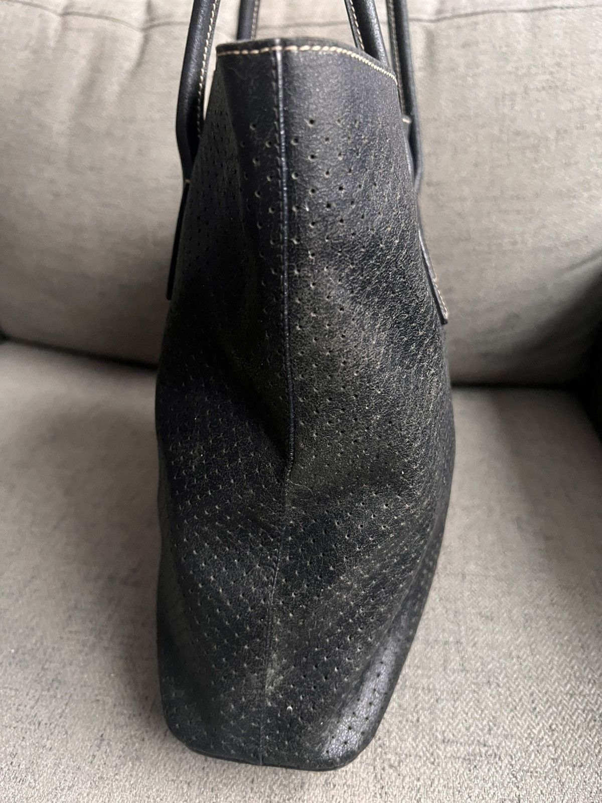 Prada Prada Perforated Leather Black shoulder tote bag Size ONE SIZE - 6 Thumbnail
