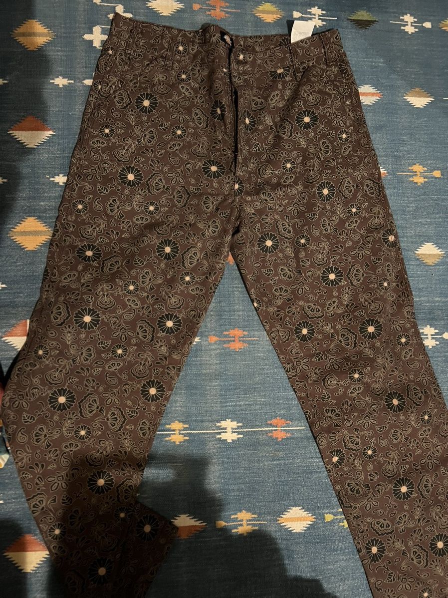 Dickies DICKIES ELLIS FLORAL PANTS - size 36 - brown Size US 36 / EU 52 - 1 Thumbnail