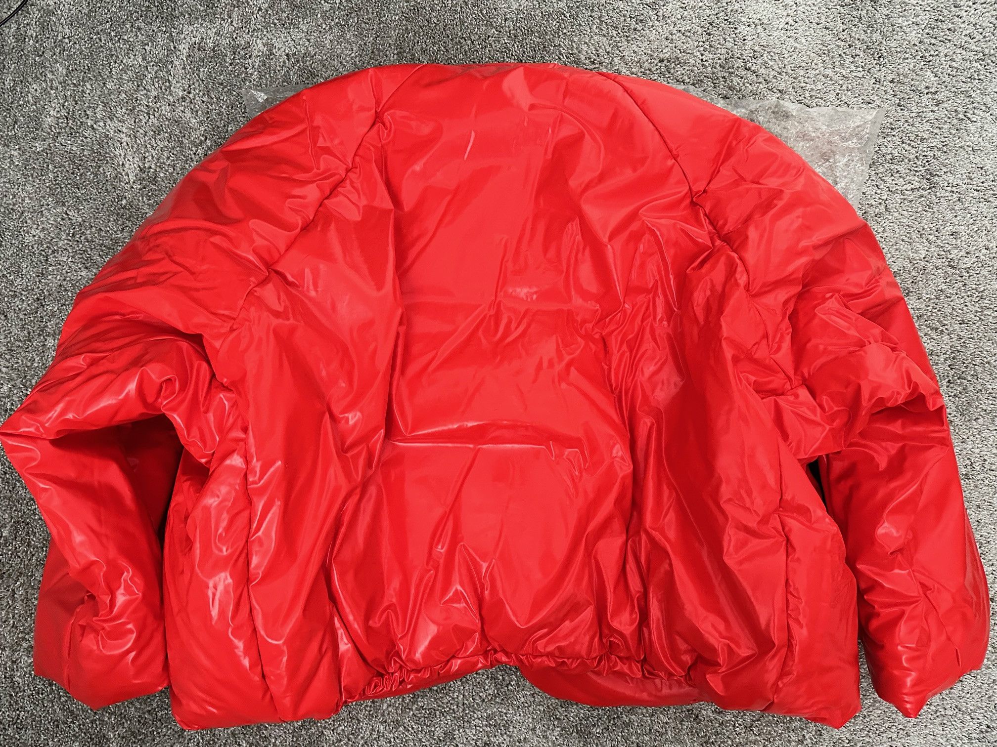 Yeezy Yeezy GAP YZY Red Round Puffer Jacket XXL Size US XXL / EU 58 / 5 - 2 Thumbnail