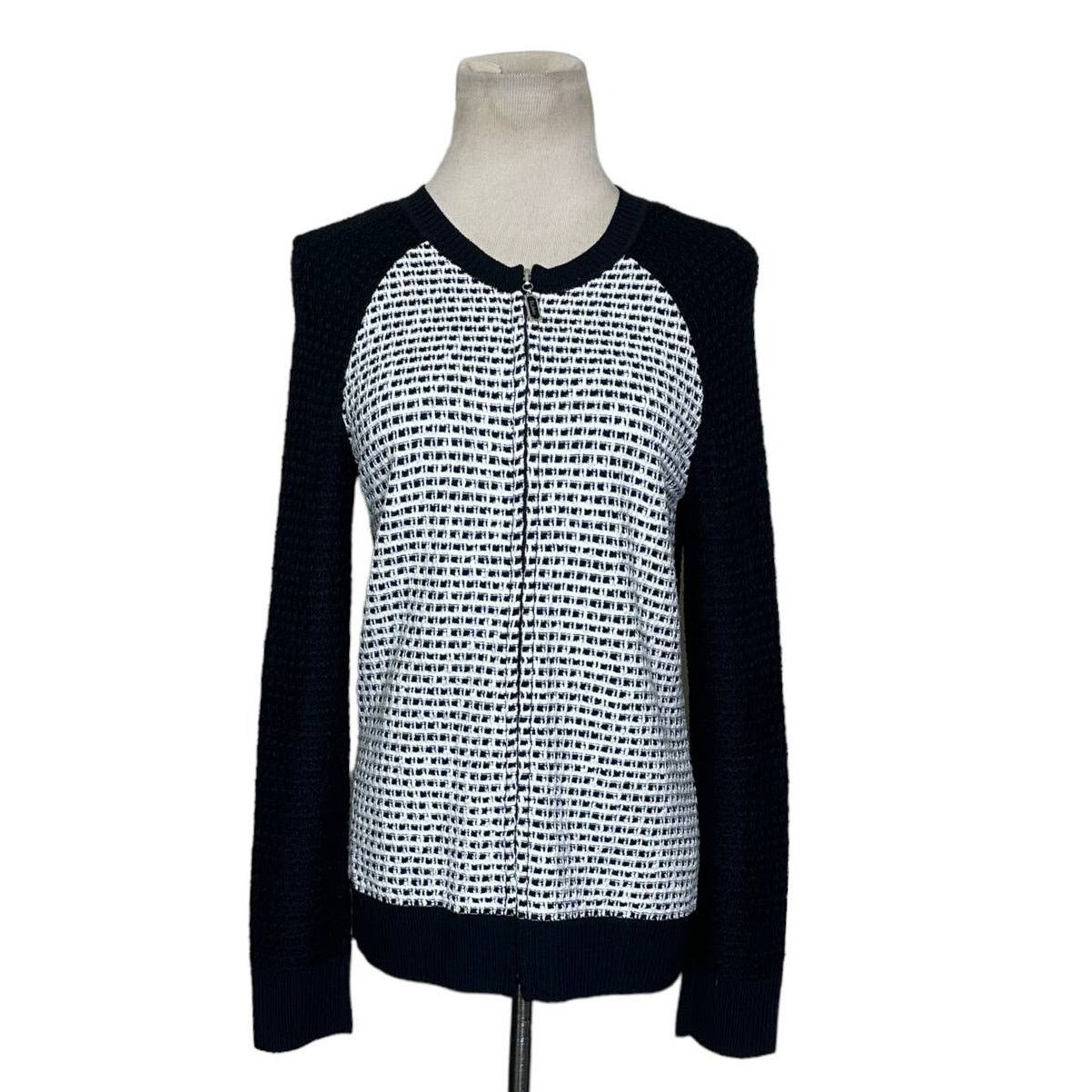 St. John St. John knit long sleeves zippered cardigan jacket size XP Size XS / US 0-2 / IT 36-38 - 1 Thumbnail