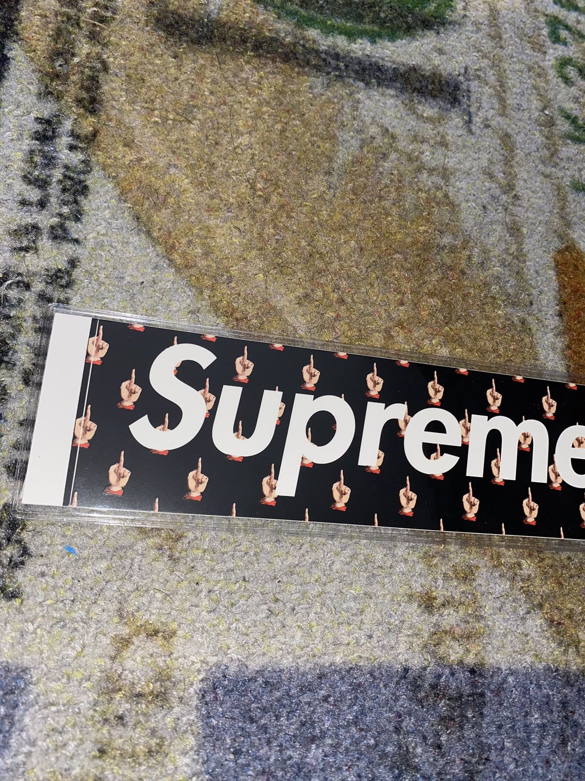 Supreme × Undercover Supreme Undercover Middle Finger Box Logo Sticker Size ONE SIZE - 2 Thumbnail