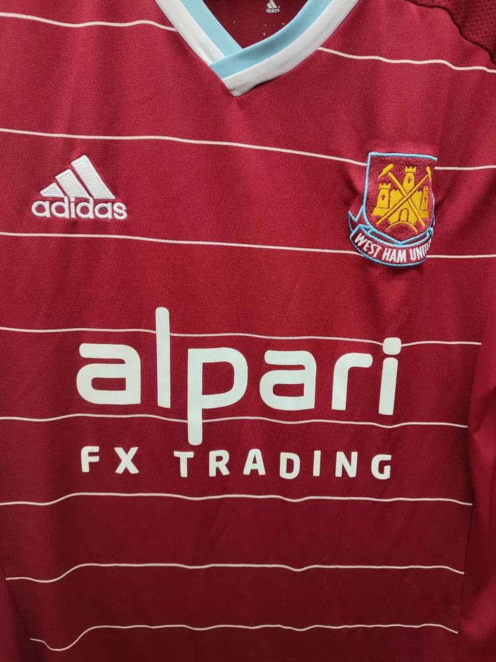 Other WEST HAM UNITED 2014 2015 HOME FOOTBALL Kit SHIRT SOCCER Size US S / EU 44-46 / 1 - 9 Thumbnail