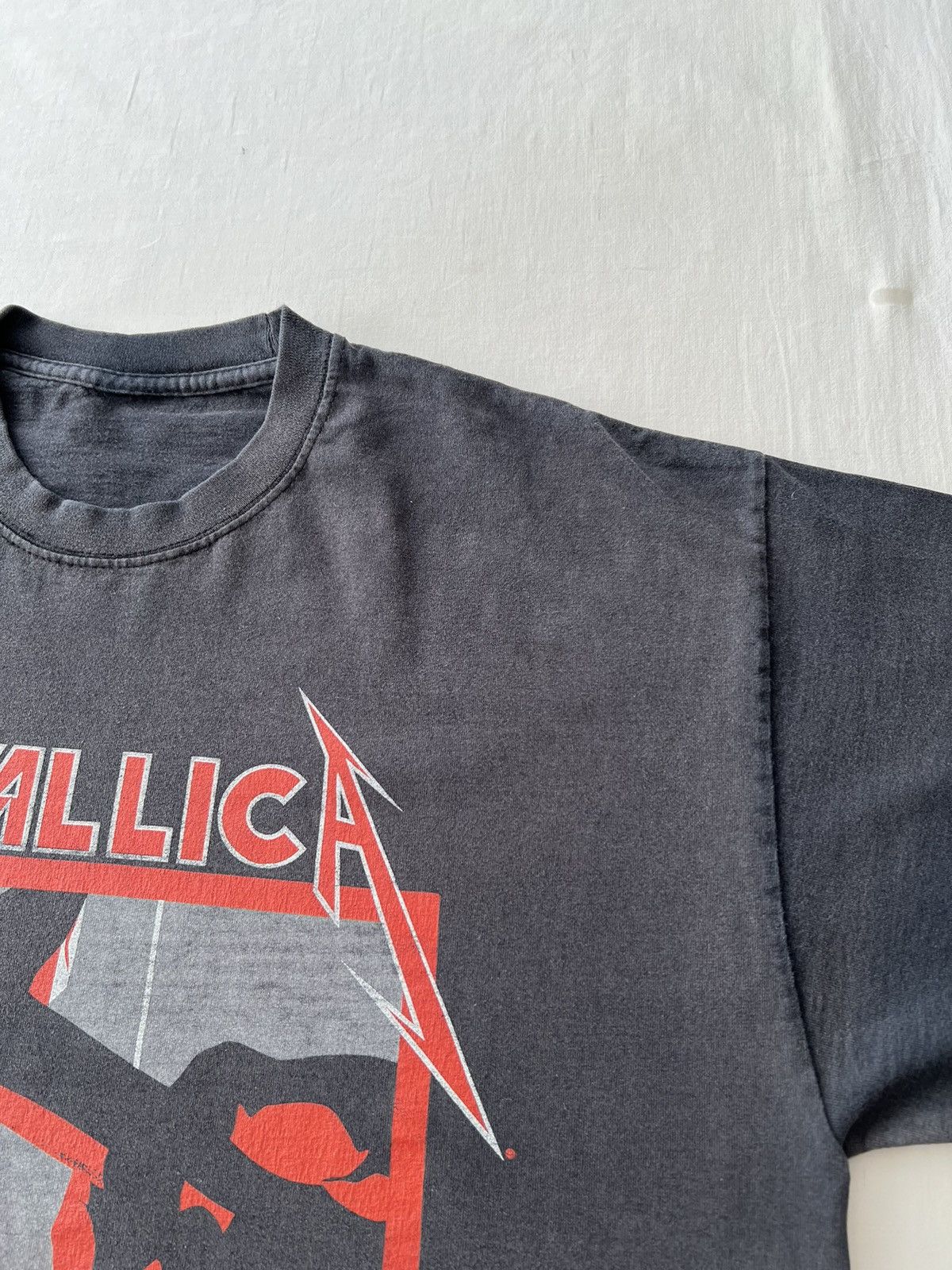 Band Tees Vintage 2000s Metallica Kill 'Em All Lightning 1994 Reprint Size US M / EU 48-50 / 2 - 9 Thumbnail