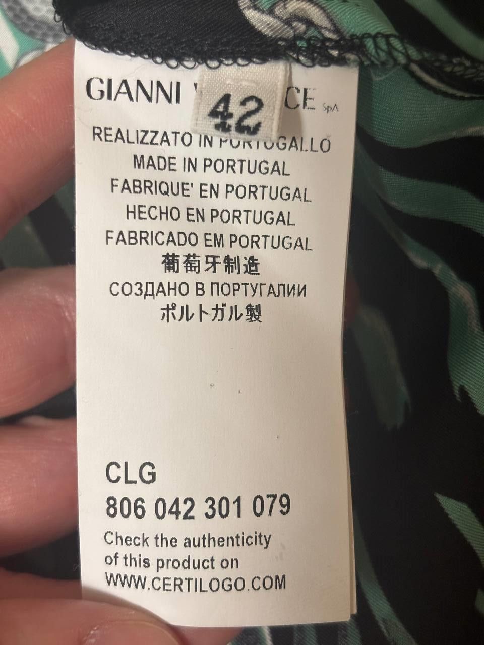 Versace Gianni Versace Collection 100% Silk Baroque Shirt Portugal Size M / US 6-8 / IT 42-44 - 10 Thumbnail