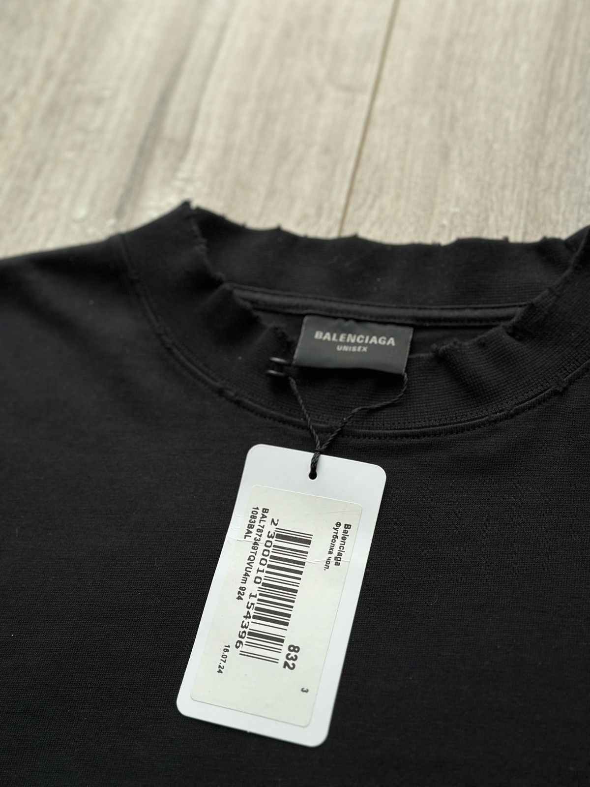 Balenciaga NEW‼️ 3B “2024 collection “ New T shirt Oversized fit Size US L / EU 52-54 / 3 - 12 Thumbnail