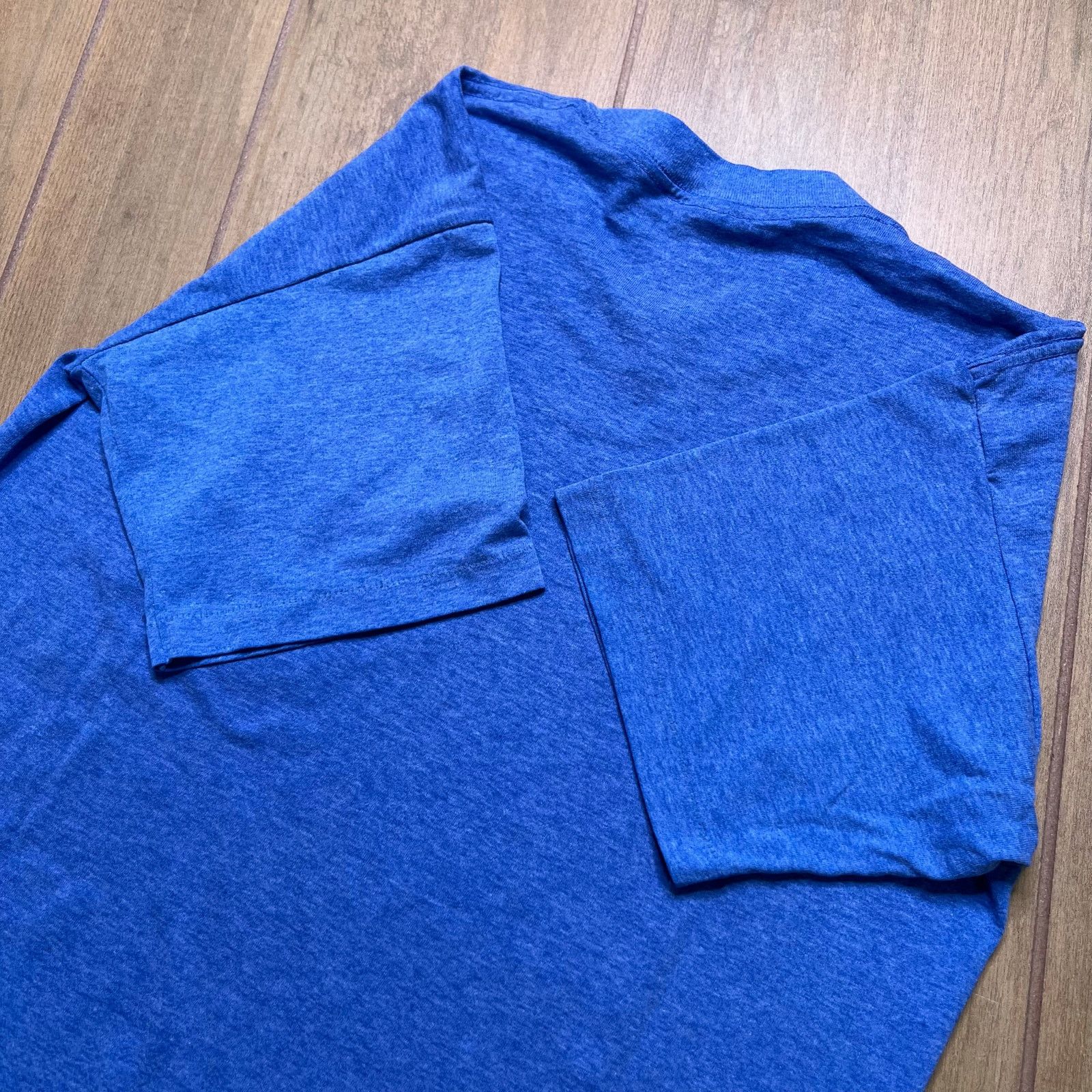 Vintage Vintage 80s T shirt size Large plain Blue front pocket Size US L / EU 52-54 / 3 - 5 Thumbnail