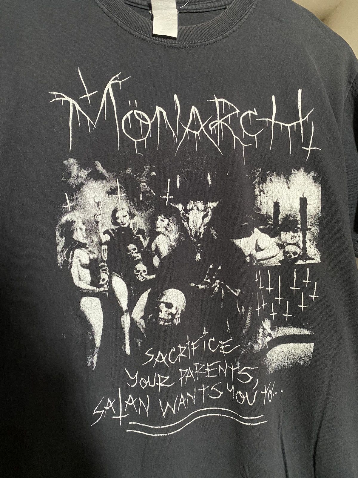 Band Tees × Vintage Monarchy band tee metal hardcore Size US M / EU 48-50 / 2 - 2 Thumbnail