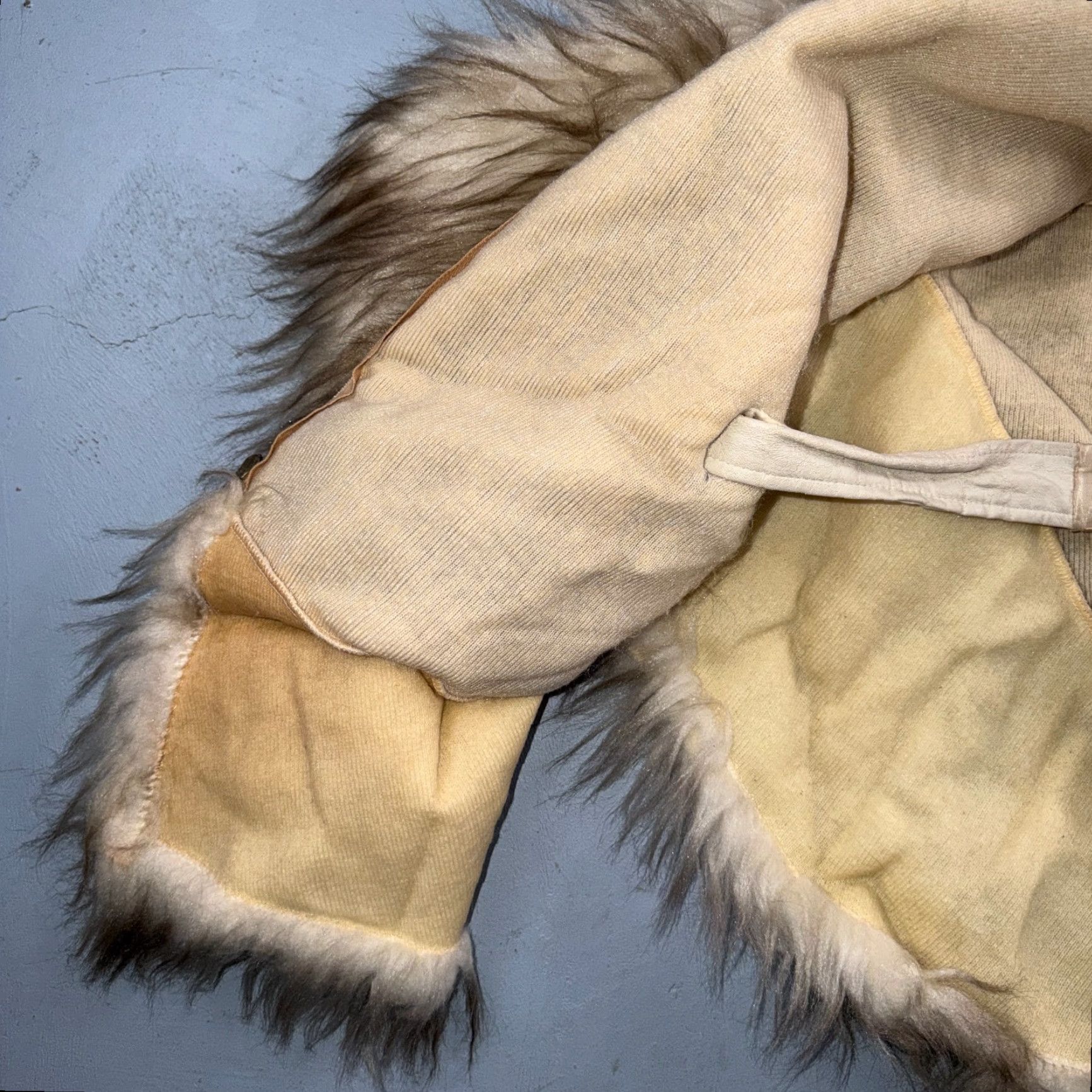 Vintage VINTAGE Kimono, Beige Faux Fur Trim, One Size, Rockabilly 60s, 1960s, Kimono Poncho, Women, Beige, Faux Fur Trim, One Size, Unbranded Size ONE SIZE - 3 Thumbnail