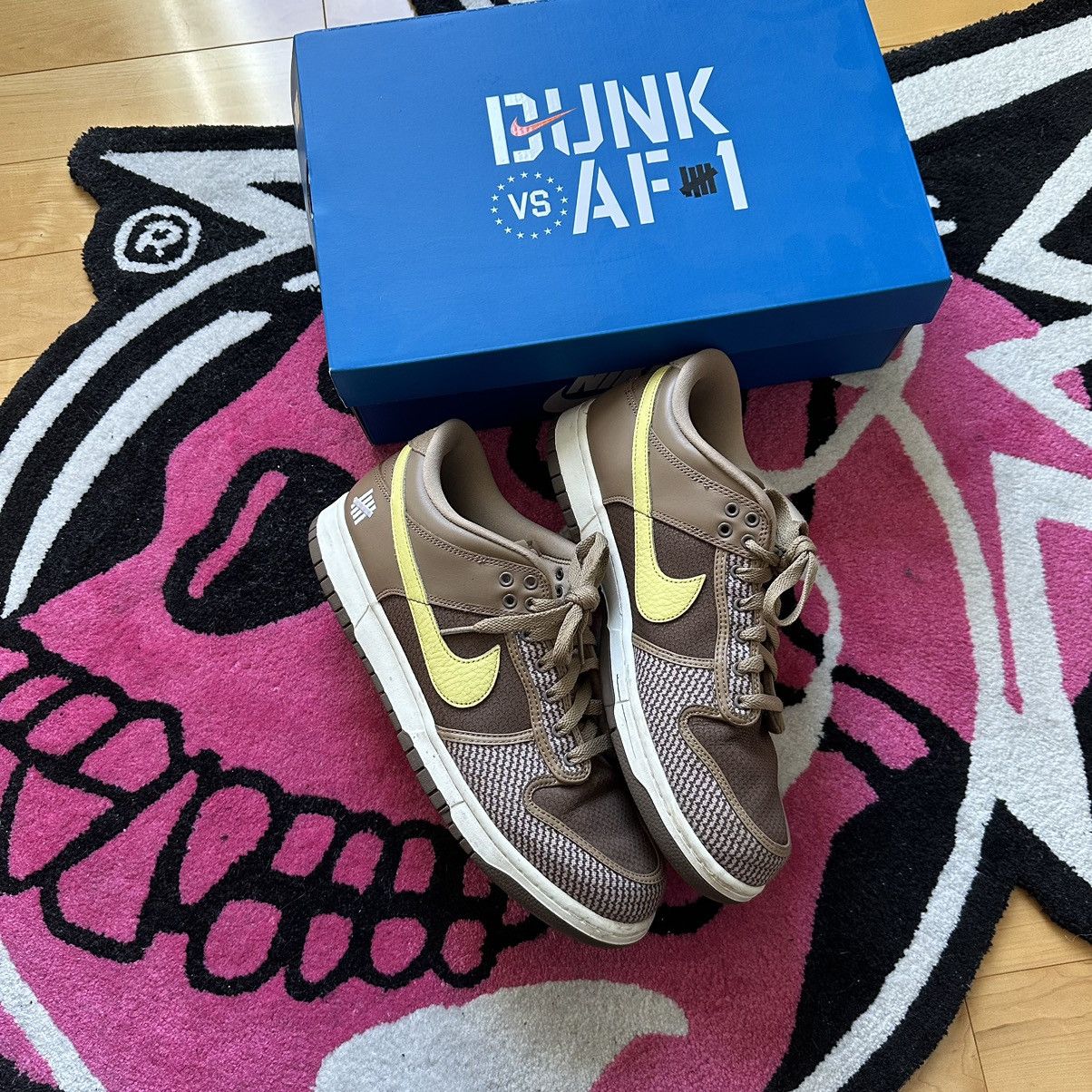 Nike × Undefeated Undefeated Nike Dunk Low Canteen Size US 11.5 / EU 44-45 - 1 Thumbnail