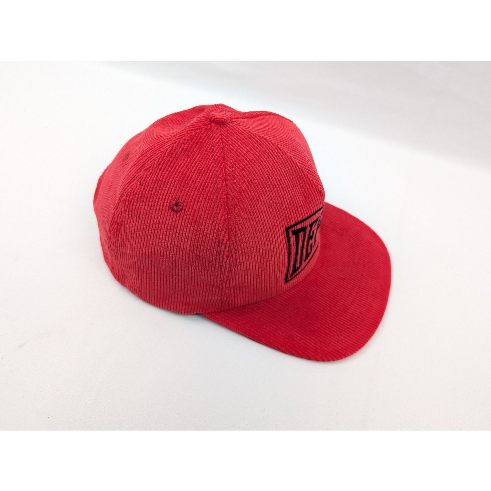 Gallery Dept. o1rshd1 Q:2 / Size: OS / Dept Gym Logo Cap / Hat in Red Size ONE SIZE - 7 Thumbnail