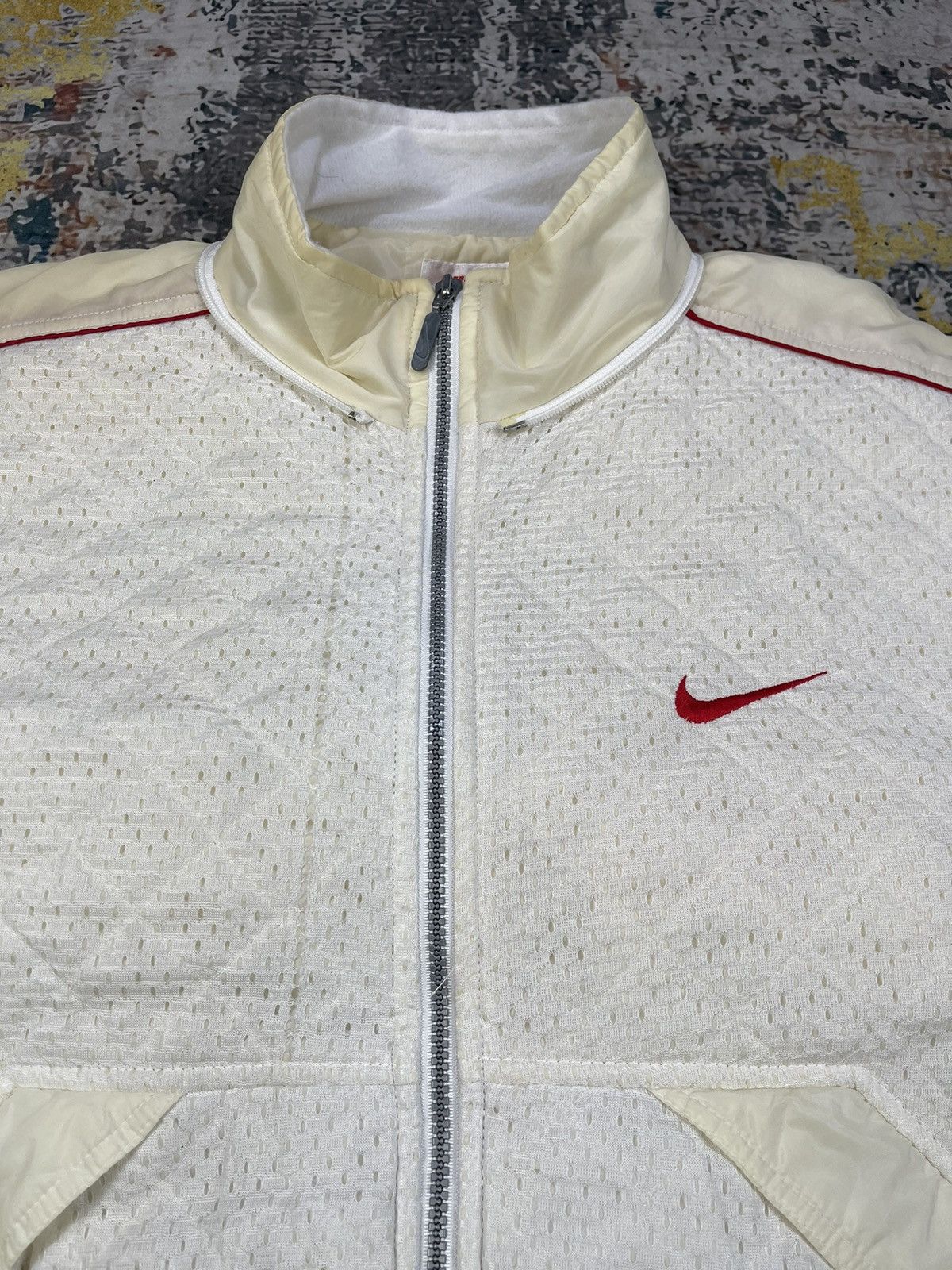 Nike Vtg 90s Nike Big Swoosh White Mesh Redline Size US XL / EU 56 / 4 - 9 Thumbnail
