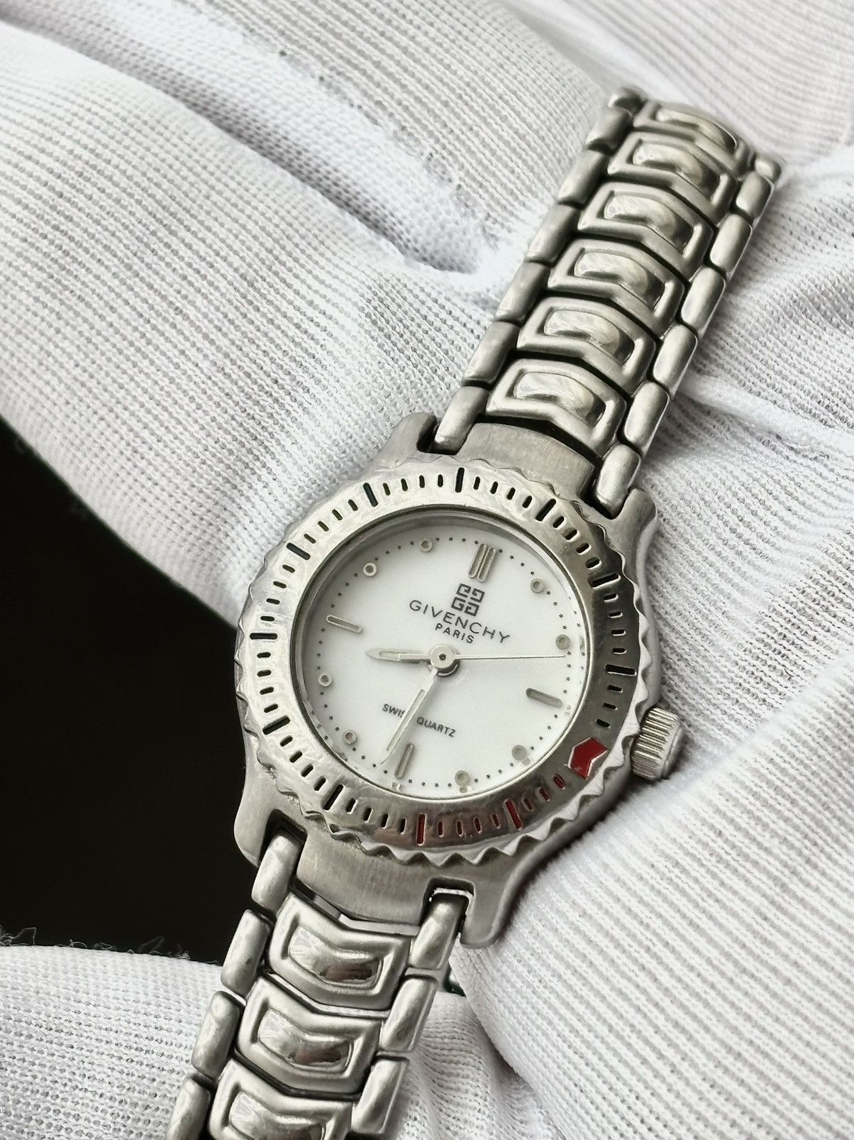 Givenchy GIVENCHY WATCH | Grailed