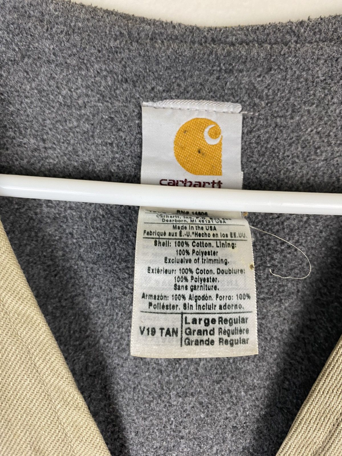 Carhartt Vintage Carhartt Made in USA Work Vest Distressed V19 TAN Size US L / EU 52-54 / 3 - 4 Thumbnail