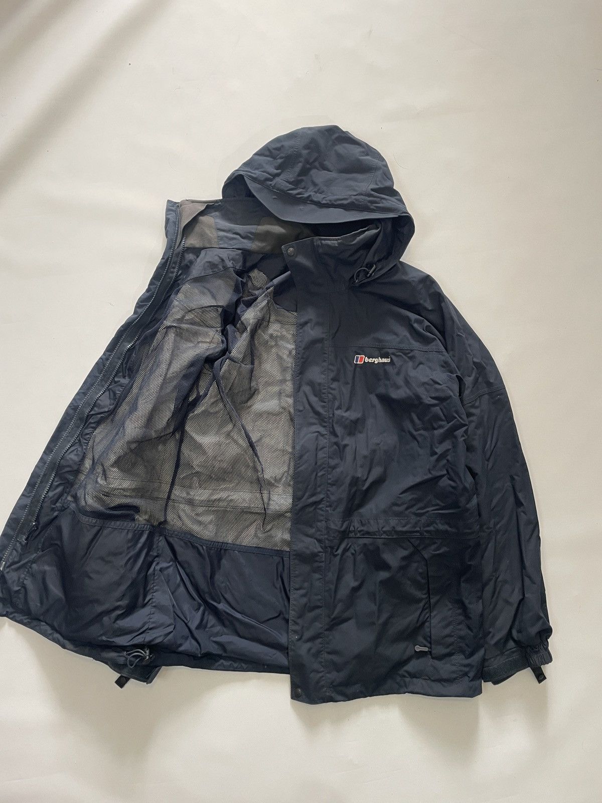 Berghaus Vintage Berghaus AQ2 Technical Shell – Terrace / Gorpcore 🌧️⚓️ Size US M / EU 48-50 / 2 - 4 Thumbnail