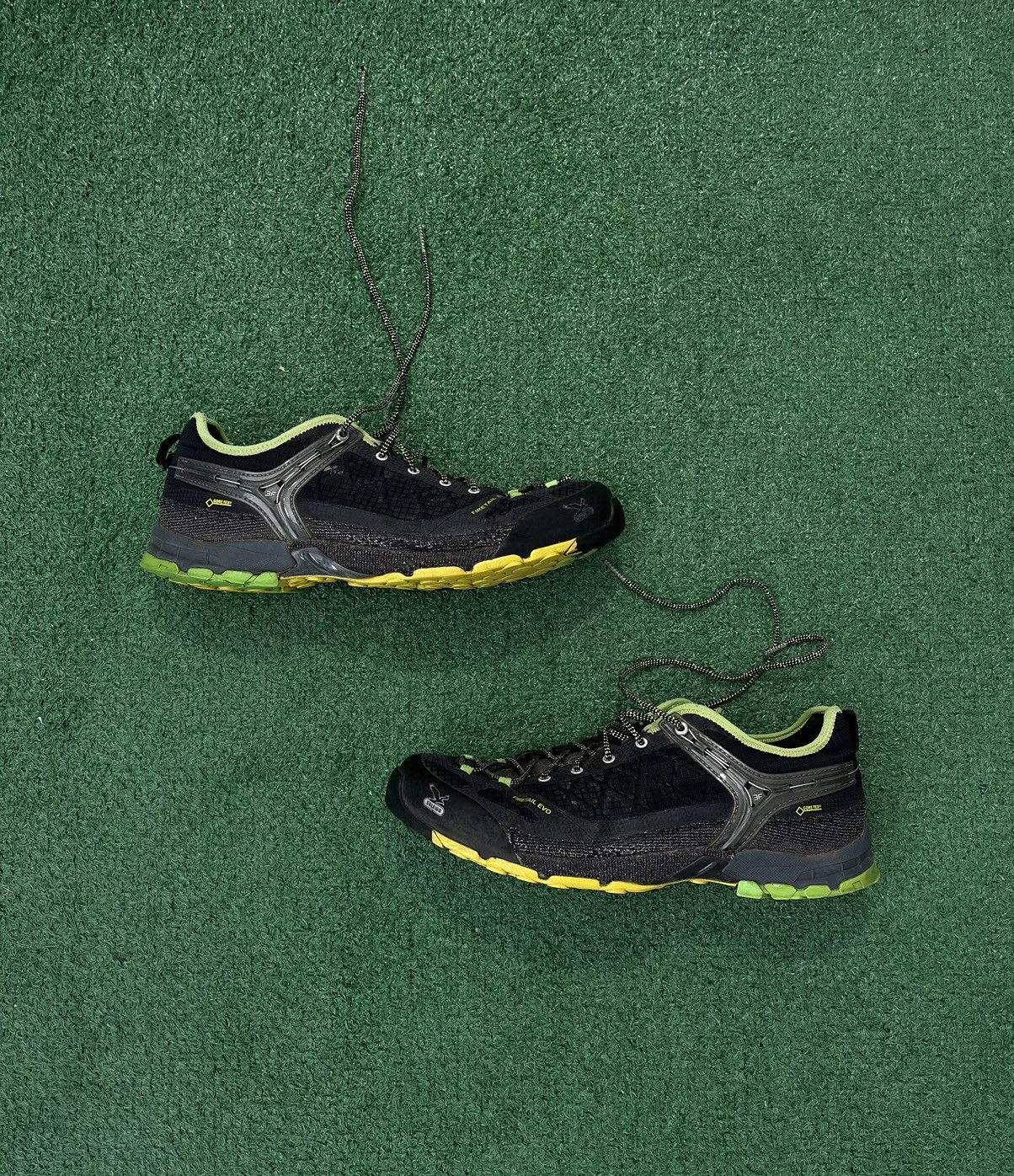 Salewa Trekking Shoes Vibram Gore tex