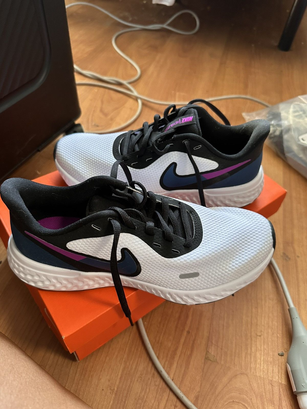 Nike Nike Size US 8 / IT 38 - 1 Thumbnail