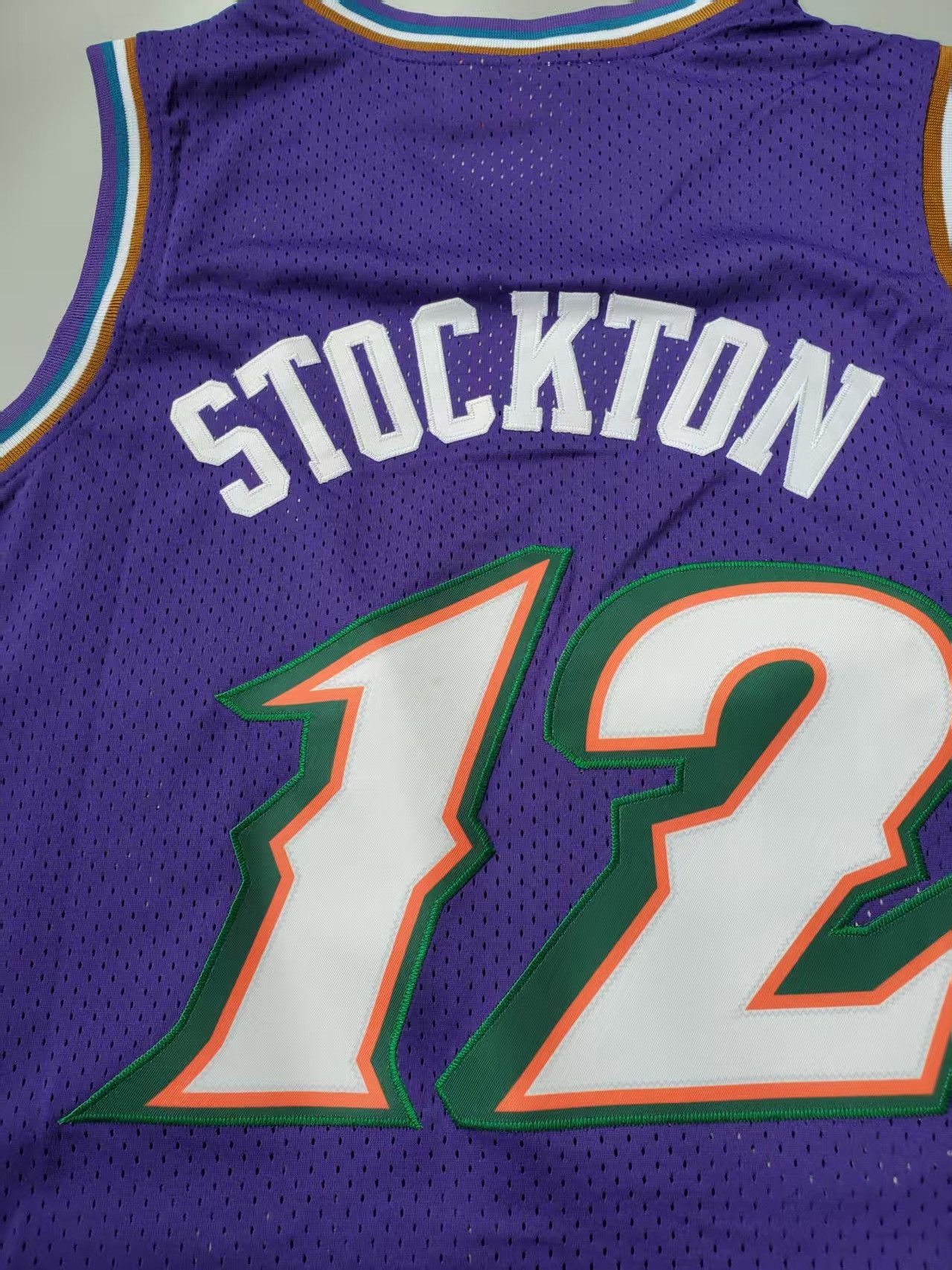 NBA Utah Jazz 12 John Stockton Jersey Size US XL / EU 56 / 4 - 3 Thumbnail