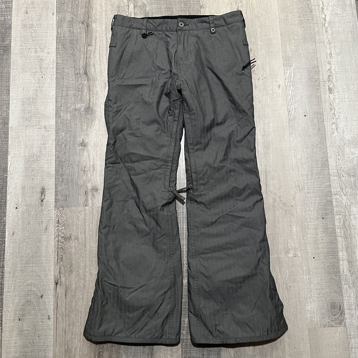 686 × Dickies 686 x Dickies Womens Grey Boot Cut Ski Snowboard Pants Size 33" - 1 Thumbnail