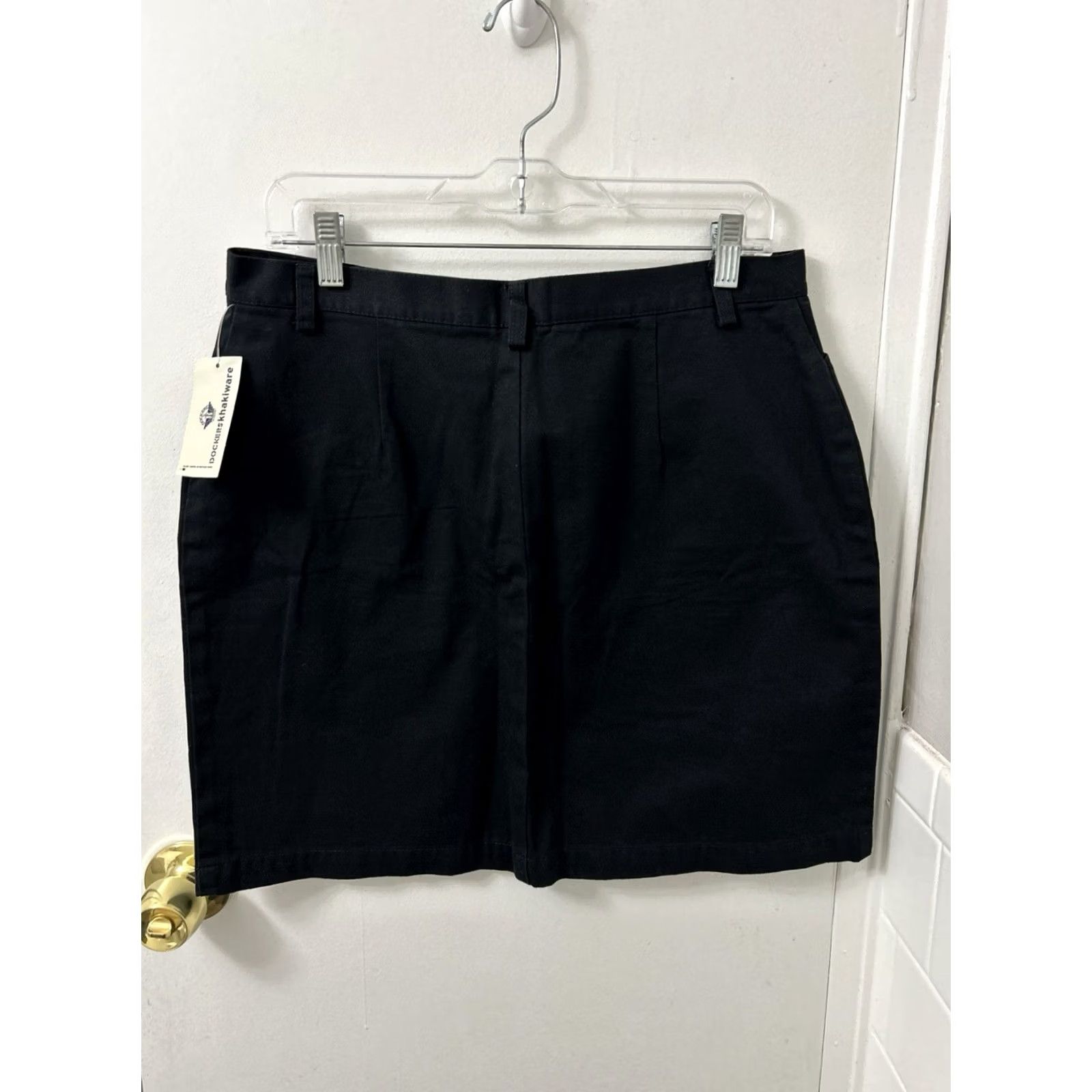 Dockers VINTAGE Dockers Skirt Womens 14 Black Mini Twill 100% Cotton NWT Zipper Button Pockets 90s Classic Short 90s Womens Size 36" / US 14 / IT 50 - 6 Thumbnail