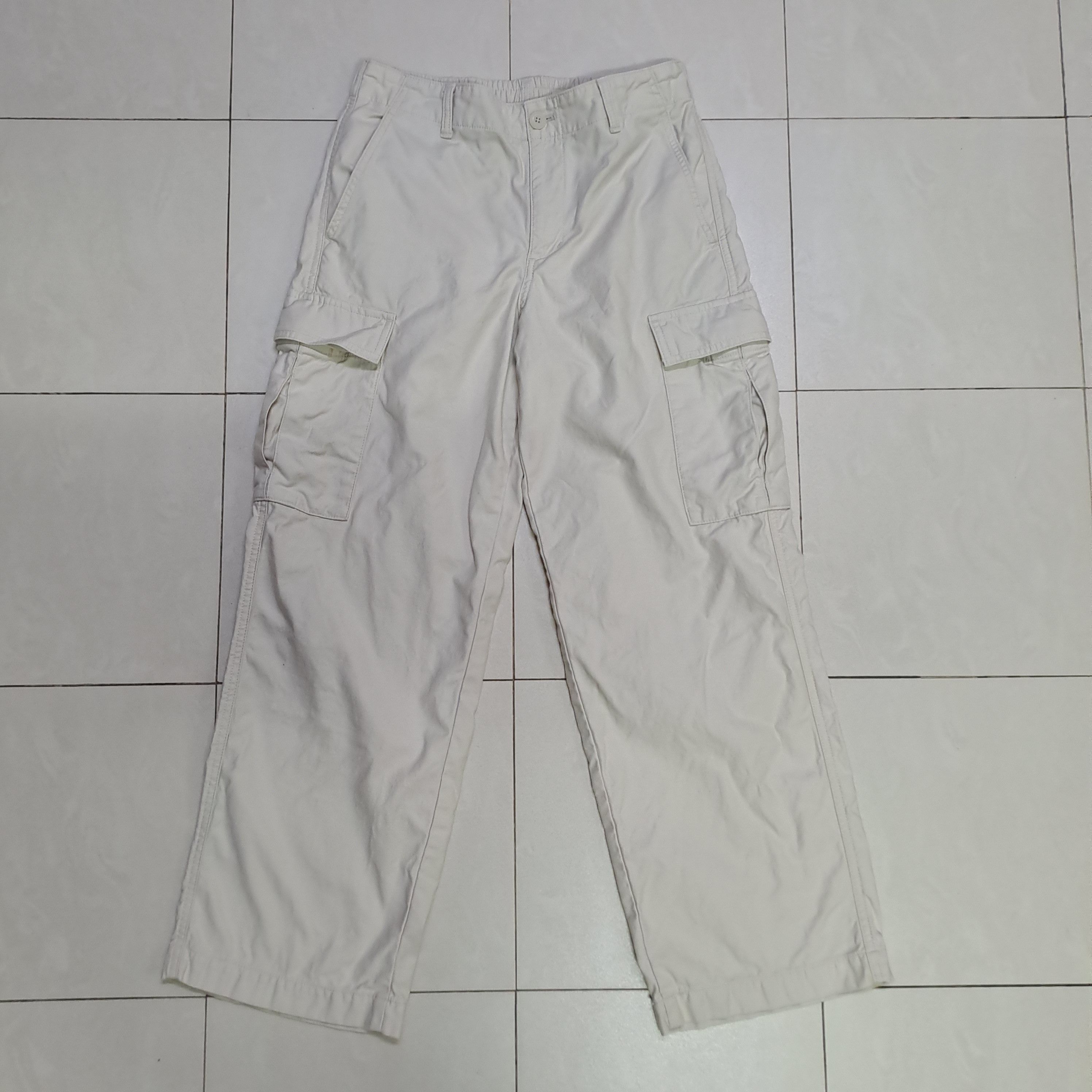 Uniqlo Uniqlo Cargo Baggy Pants Size US 30 / EU 46 - 1 Thumbnail