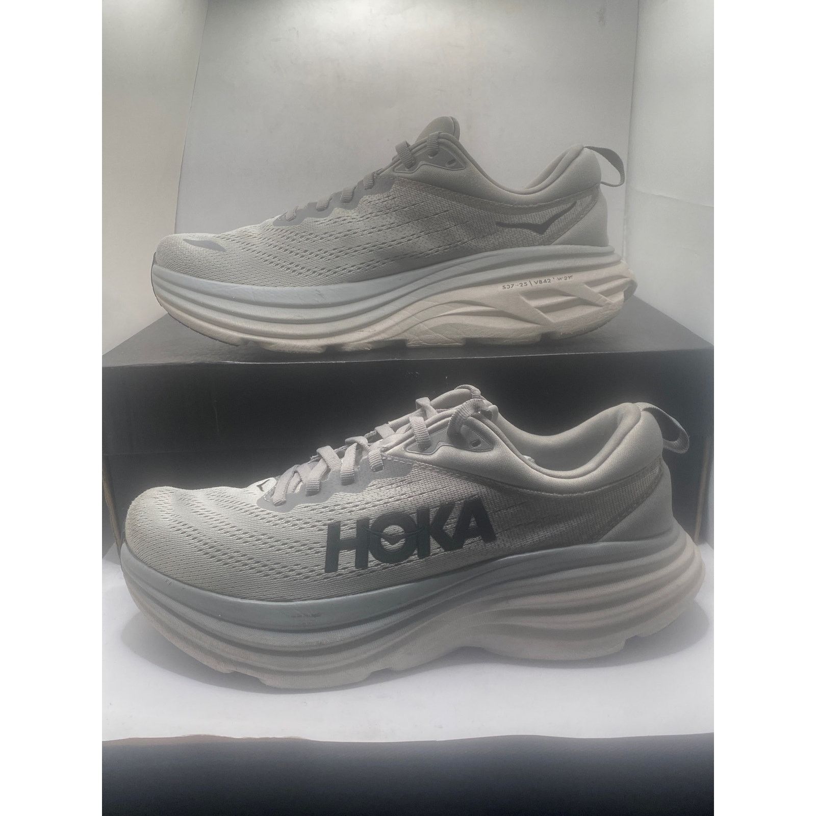 Hoka Hoka 1123202 Men's BONDI 8 Road Sharkskin Harbor Mist 8.5D Size US 8.5 / EU 41-42 - 3 Thumbnail